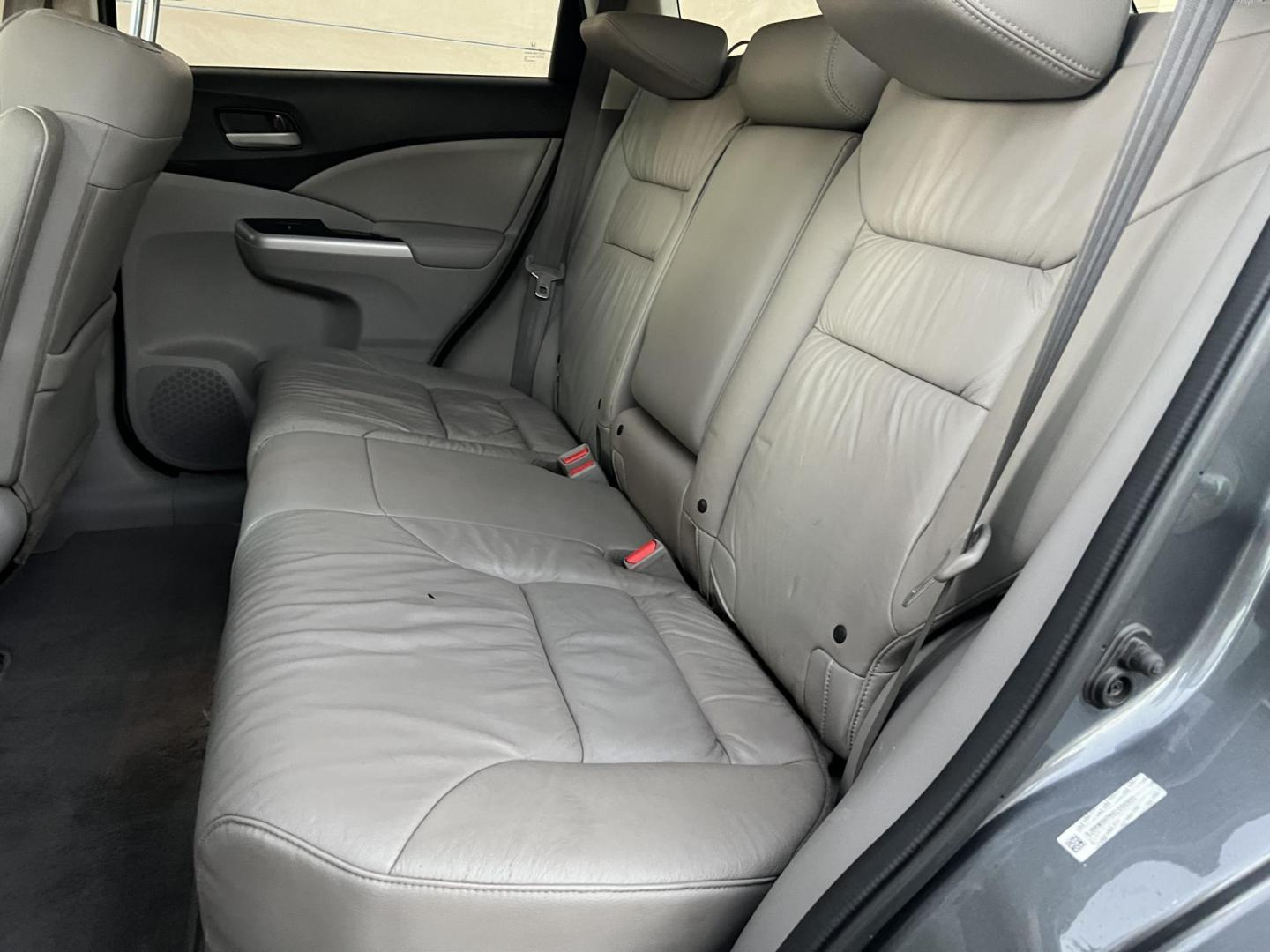 2015 BLUE /GRAY Honda CR-V EX-L 2WD (2HKRM3H70FH) with an 2.4L L4 DOHC 16V engine, Continuously Variable Transmission transmission, located at 30 S. Berkeley Avenue, Pasadena, CA, 91107, (626) 248-7567, 34.145447, -118.109398 - 2015 Honda CR-V EX-L – Blue Exterior | Gray Interior | Reliable SUV with Easy In-House Financing Take home this clean and dependable 2015 Honda CR-V EX-L, finished in a beautiful Blue exterior with a Gray leather interior. Known for its reliability, comfort, and resale value, the CR-V is one of - Photo#7