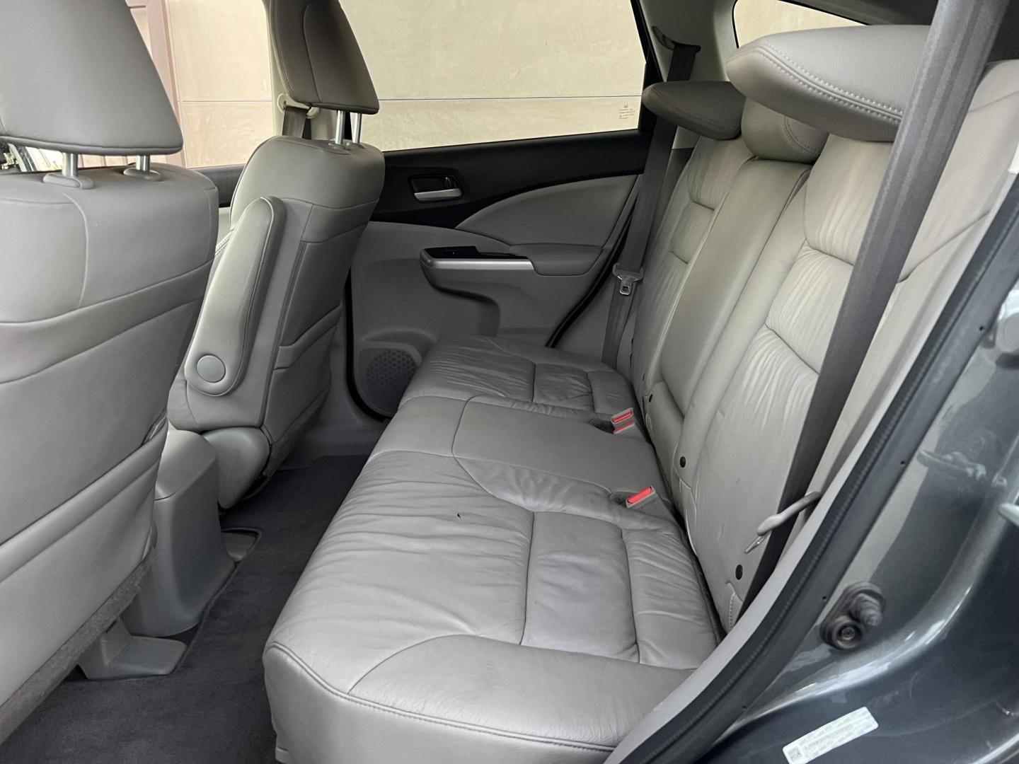 2015 BLUE /GRAY Honda CR-V EX-L 2WD (2HKRM3H70FH) with an 2.4L L4 DOHC 16V engine, Continuously Variable Transmission transmission, located at 30 S. Berkeley Avenue, Pasadena, CA, 91107, (626) 248-7567, 34.145447, -118.109398 - 2015 Honda CR-V EX-L – Blue Exterior | Gray Interior | Reliable SUV with Easy In-House Financing Take home this clean and dependable 2015 Honda CR-V EX-L, finished in a beautiful Blue exterior with a Gray leather interior. Known for its reliability, comfort, and resale value, the CR-V is one of - Photo#12