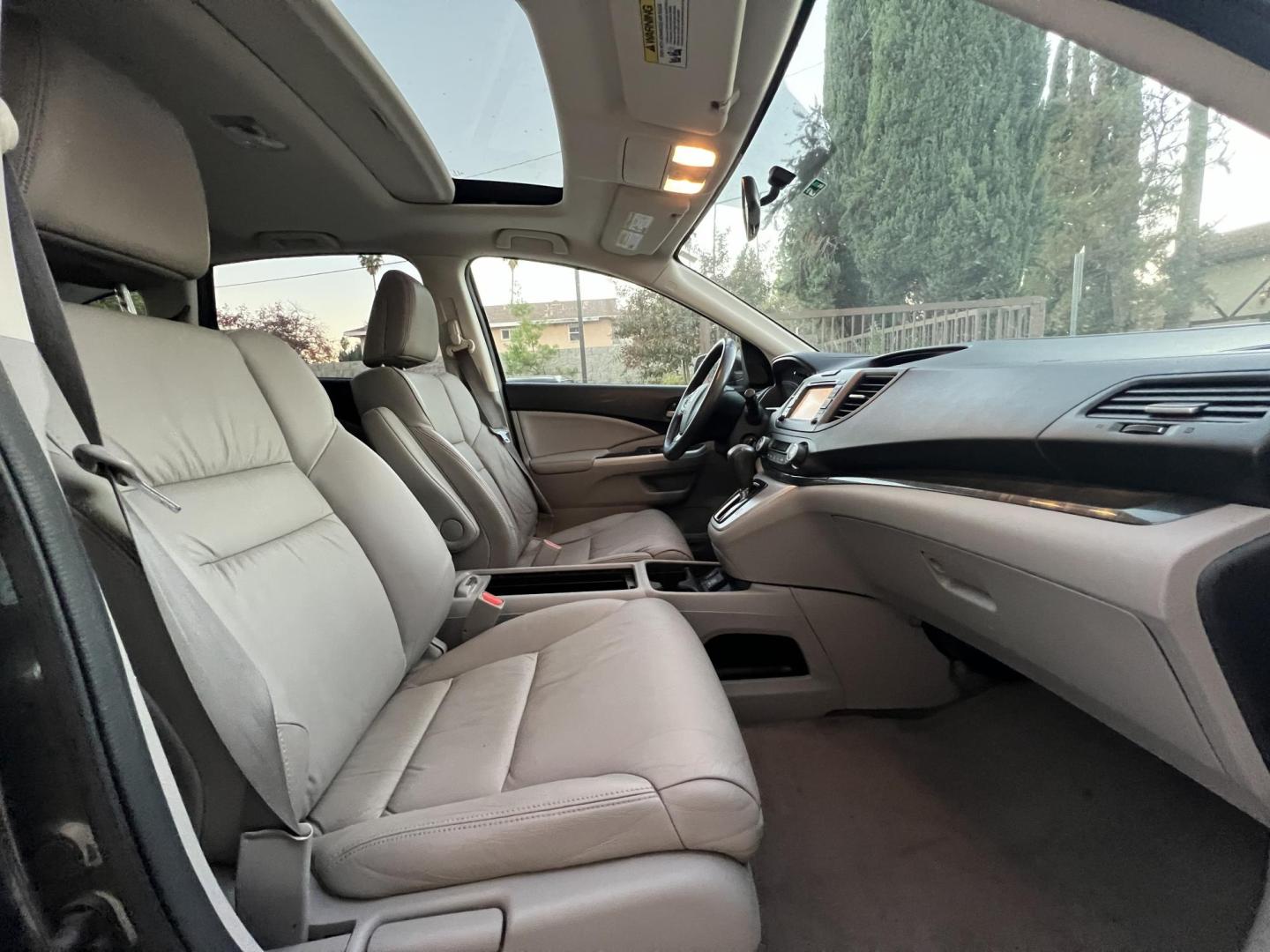2015 BLUE /GRAY Honda CR-V EX-L 2WD (2HKRM3H70FH) with an 2.4L L4 DOHC 16V engine, Continuously Variable Transmission transmission, located at 30 S. Berkeley Avenue, Pasadena, CA, 91107, (626) 248-7567, 34.145447, -118.109398 - 2015 Honda CR-V EX-L – Blue Exterior | Gray Interior | Reliable SUV with Easy In-House Financing Take home this clean and dependable 2015 Honda CR-V EX-L, finished in a beautiful Blue exterior with a Gray leather interior. Known for its reliability, comfort, and resale value, the CR-V is one of - Photo#14
