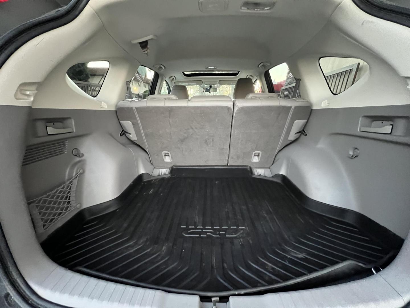 2015 BLUE /GRAY Honda CR-V EX-L 2WD (2HKRM3H70FH) with an 2.4L L4 DOHC 16V engine, Continuously Variable Transmission transmission, located at 30 S. Berkeley Avenue, Pasadena, CA, 91107, (626) 248-7567, 34.145447, -118.109398 - 2015 Honda CR-V EX-L – Blue Exterior | Gray Interior | Reliable SUV with Easy In-House Financing Take home this clean and dependable 2015 Honda CR-V EX-L, finished in a beautiful Blue exterior with a Gray leather interior. Known for its reliability, comfort, and resale value, the CR-V is one of - Photo#18