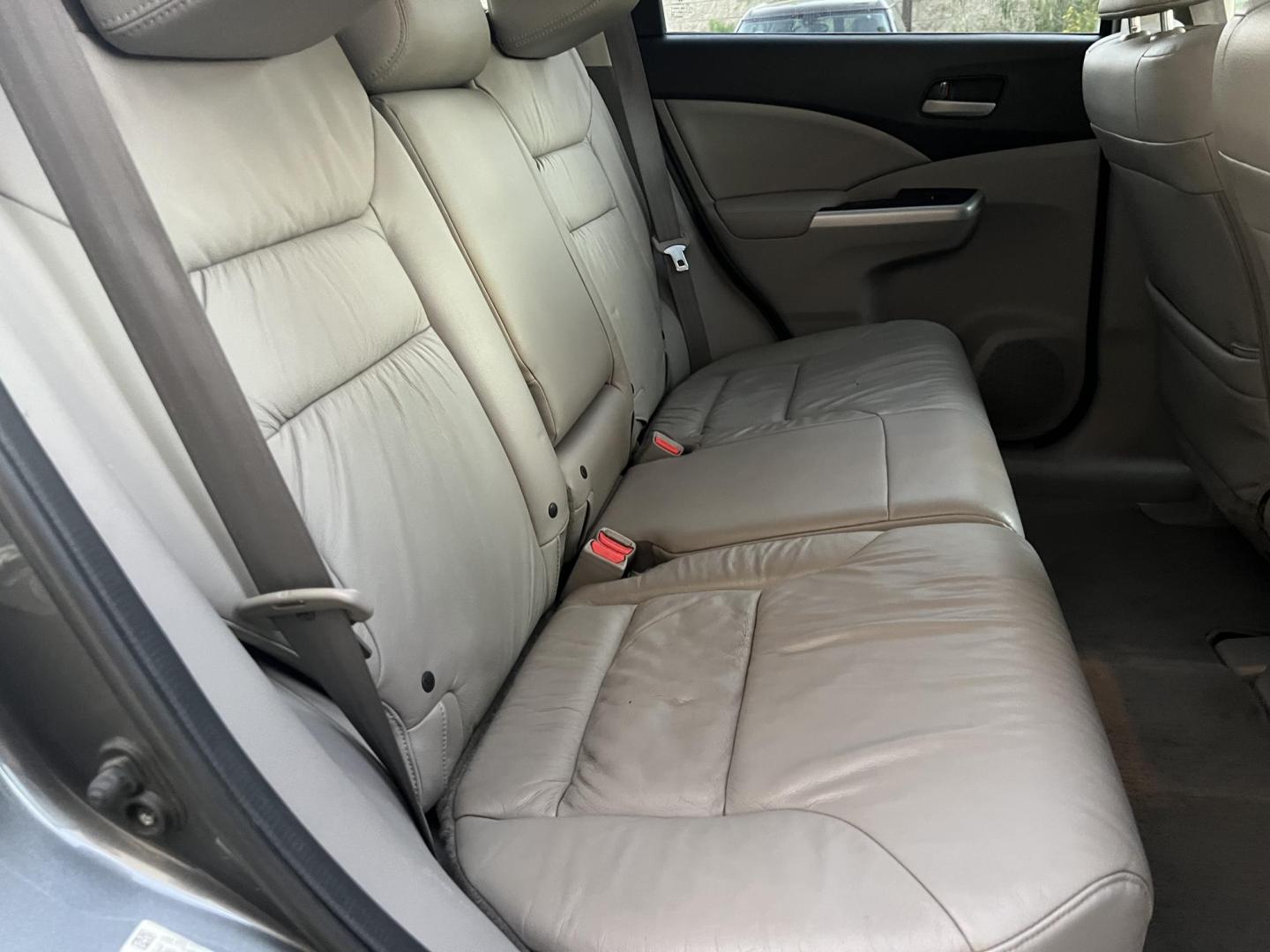 2015 BLUE /GRAY Honda CR-V EX-L 2WD (2HKRM3H70FH) with an 2.4L L4 DOHC 16V engine, Continuously Variable Transmission transmission, located at 30 S. Berkeley Avenue, Pasadena, CA, 91107, (626) 248-7567, 34.145447, -118.109398 - 2015 Honda CR-V EX-L – Blue Exterior | Gray Interior | Reliable SUV with Easy In-House Financing Take home this clean and dependable 2015 Honda CR-V EX-L, finished in a beautiful Blue exterior with a Gray leather interior. Known for its reliability, comfort, and resale value, the CR-V is one of - Photo#19