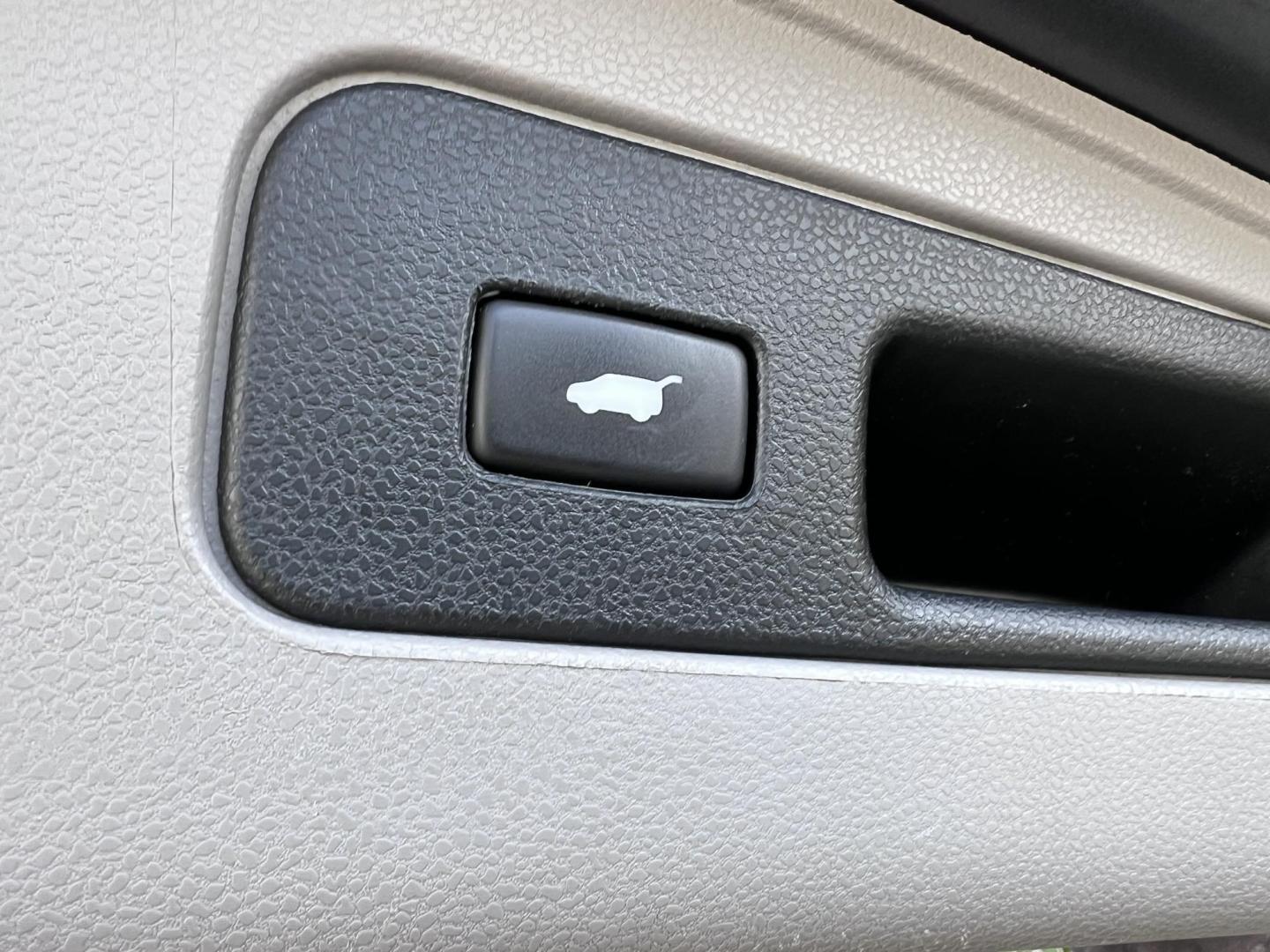 2015 Smoky Topaz Metallic /Gray Honda Odyssey EX-L (5FNRL5H63FB) with an 3.5L V6 SOHC 24V engine, 6-Speed Automatic transmission, located at 30 S. Berkeley Avenue, Pasadena, CA, 91107, (626) 248-7567, 34.145447, -118.109398 - 2015 Honda Odyssey EX-L – Buy Here Pay Here Minivan in Pasadena | $500 Down | No Credit Check | Family-Ready Looking for the perfect family vehicle with room, comfort, and reliability — even if you have bad credit or no credit? Crown City Motors in Pasadena has exactly what you need with this - Photo#16