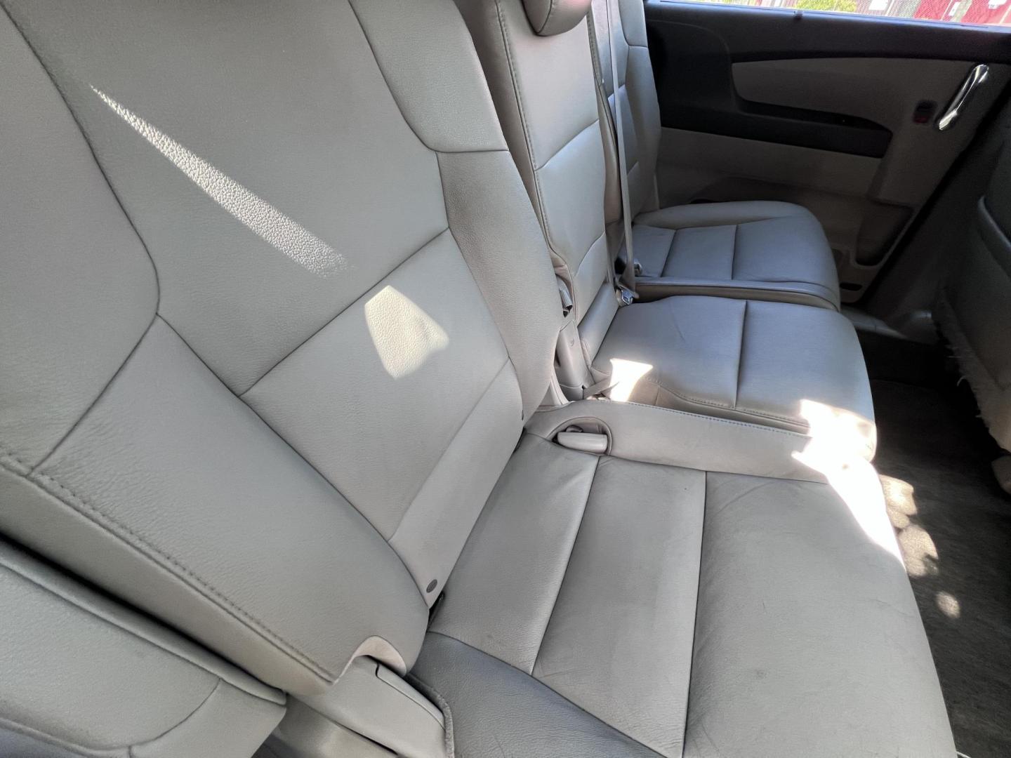 2015 Smoky Topaz Metallic /Gray Honda Odyssey EX-L (5FNRL5H63FB) with an 3.5L V6 SOHC 24V engine, 6-Speed Automatic transmission, located at 30 S. Berkeley Avenue, Pasadena, CA, 91107, (626) 248-7567, 34.145447, -118.109398 - 2015 Honda Odyssey EX-L – Buy Here Pay Here Minivan in Pasadena | $500 Down | No Credit Check | Family-Ready Looking for the perfect family vehicle with room, comfort, and reliability — even if you have bad credit or no credit? Crown City Motors in Pasadena has exactly what you need with this - Photo#23