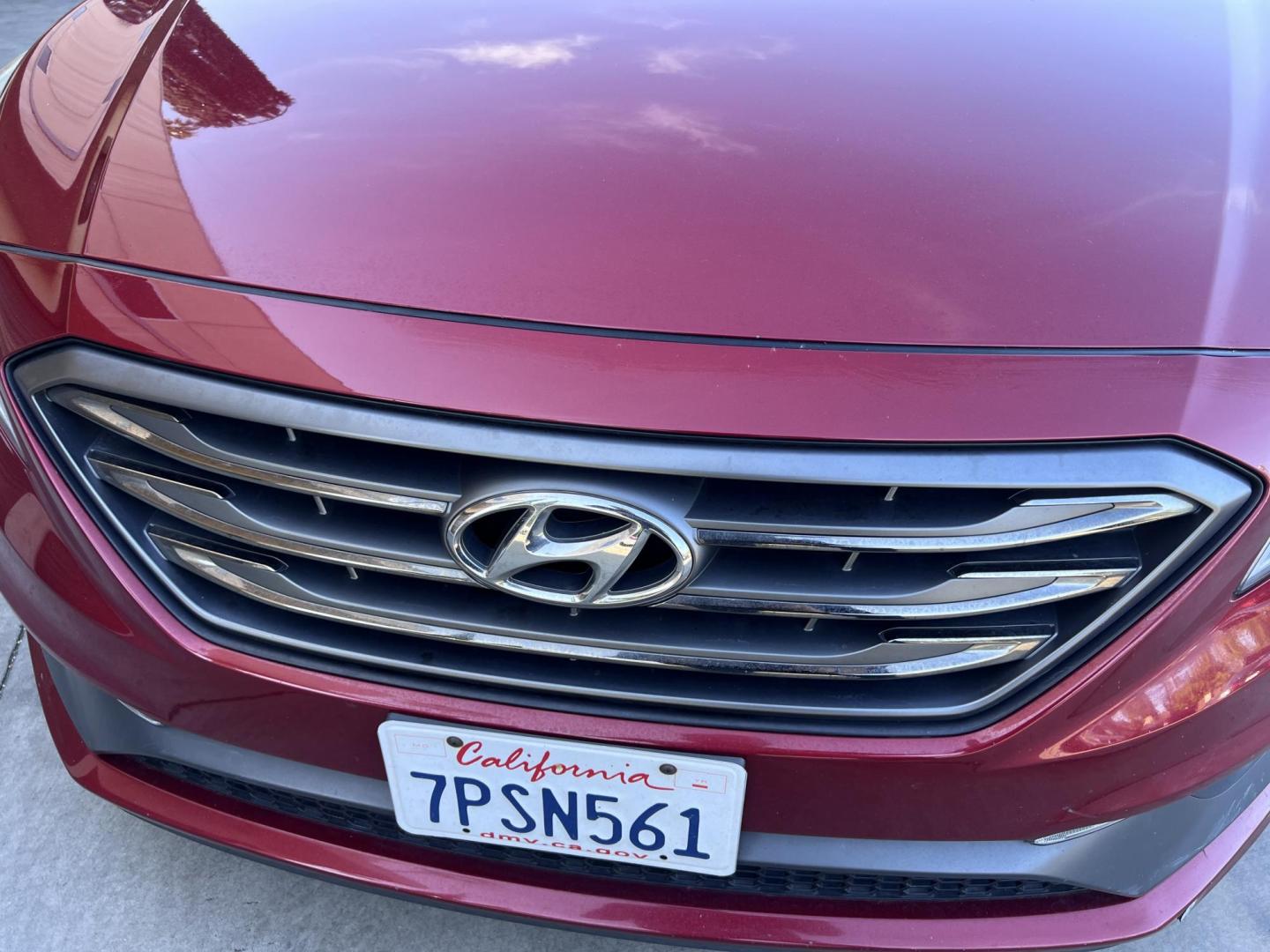 2015 Barcelona Red Metallic /GRAY Hyundai Sonata Sport (5NPE34AF7FH) with an 2.4L L4 DOHC 16V engine, 6-Speed Automatic transmission, located at 30 S. Berkeley Avenue, Pasadena, CA, 91107, (626) 248-7567, 34.145447, -118.109398 - Crown City Motors is a used “Buy Here Pay Here” car dealer in Pasadena CA. “Buy Here Pay Here” financing, means that when you purchase your vehicle from our dealership, that you make the payments to the dealership as well. We do not need the banks approval to get you approved for a used auto - Photo#10