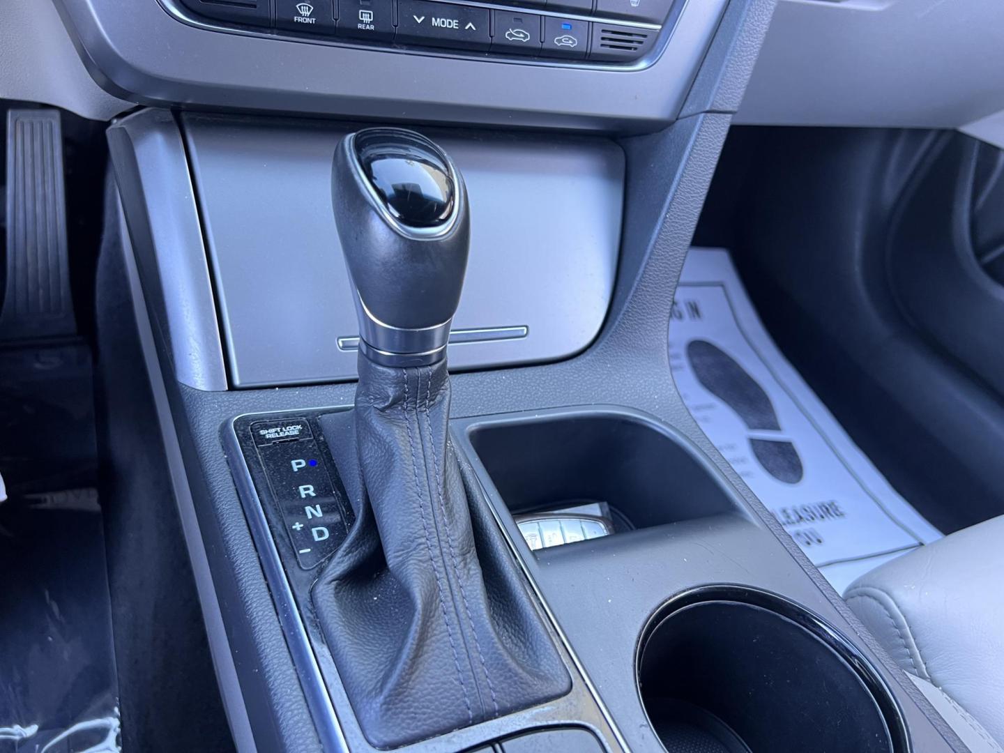 2015 Barcelona Red Metallic /GRAY Hyundai Sonata Sport (5NPE34AF7FH) with an 2.4L L4 DOHC 16V engine, 6-Speed Automatic transmission, located at 30 S. Berkeley Avenue, Pasadena, CA, 91107, (626) 248-7567, 34.145447, -118.109398 - Crown City Motors is a used “Buy Here Pay Here” car dealer in Pasadena CA. “Buy Here Pay Here” financing, means that when you purchase your vehicle from our dealership, that you make the payments to the dealership as well. We do not need the banks approval to get you approved for a used auto - Photo#25