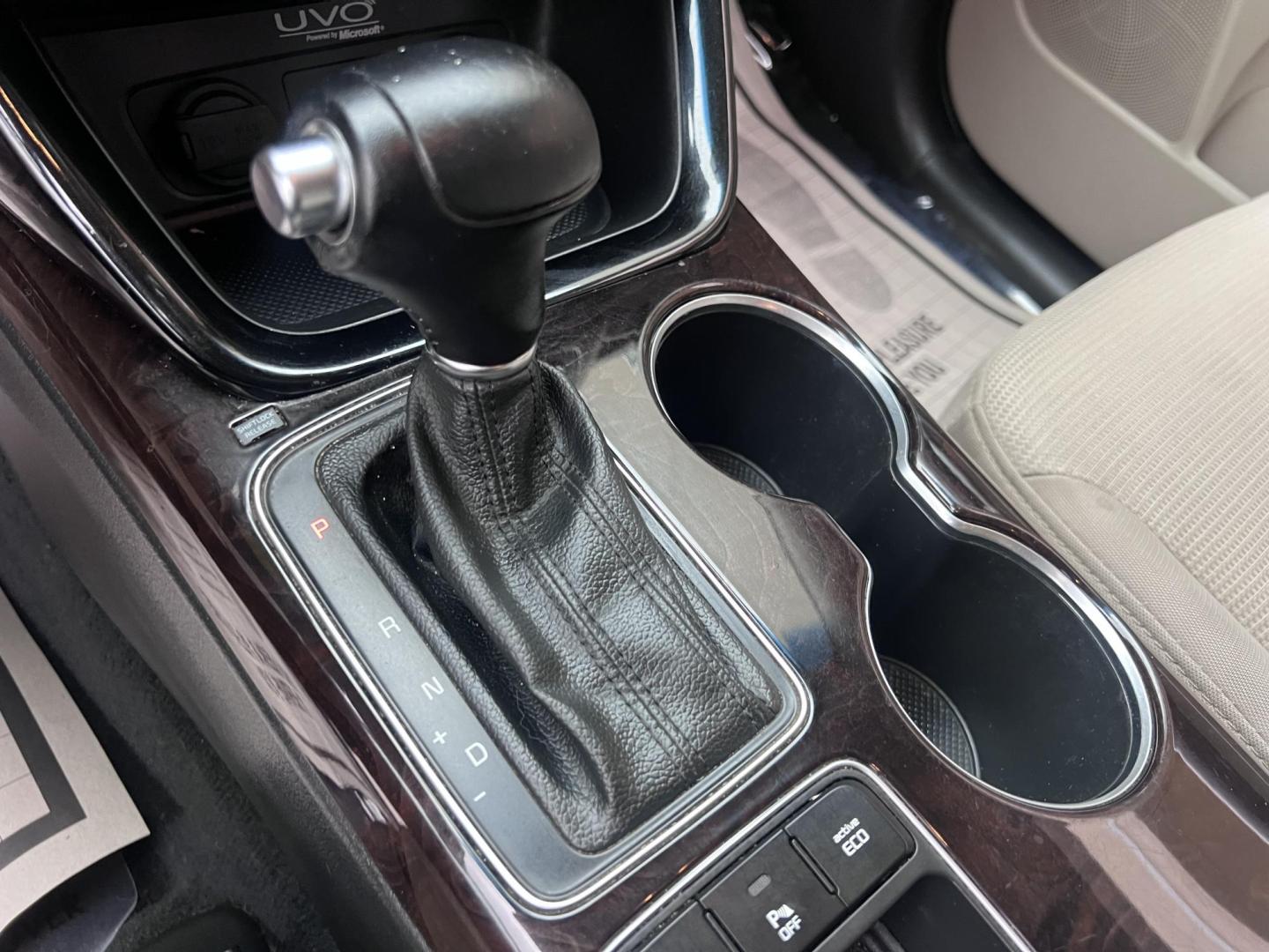 2015 Dark Cherry Pearl /Tan Kia Sorento LX 2WD (5XYKT3A69FG) with an 2.4L L4 DOHC 16V engine, 6-Speed Automatic transmission, located at 30 S. Berkeley Avenue, Pasadena, CA, 91107, (626) 248-7567, 34.145447, -118.109398 - 2015 Kia Sorento – Affordable, Reliable, and Stylish SUV in Pasadena, CA | Buy Here Pay Here Available Looking for a dependable and stylish SUV that won't break the bank? Crown City Motors in Pasadena, CA is proud to offer this 2015 Kia Sorento in a stunning burgundy finish (Dark Cherry Pearl / R - Photo#33