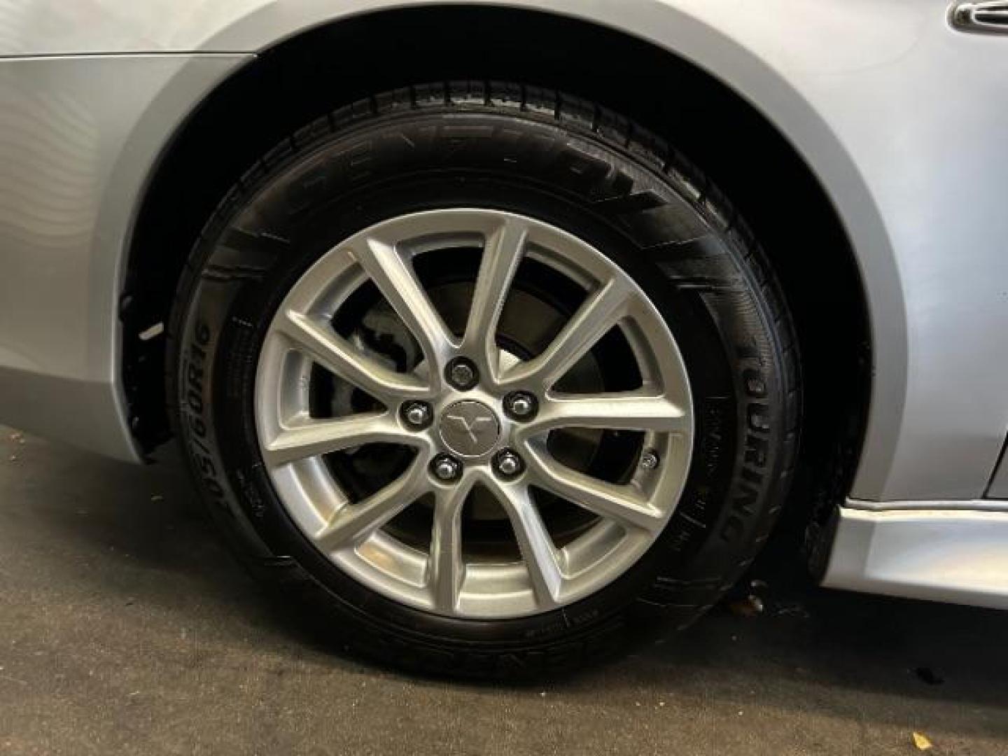 2015 Mitsubishi Lancer (JA32U2FU8FU) with an 4-Cyl 2.0 Liter engine, Automatic CVT transmission, located at 412 Auto Vista Drive, Palmdale, 93551, (661) 945-0620, 34.592636, -118.136681 - Photo#17