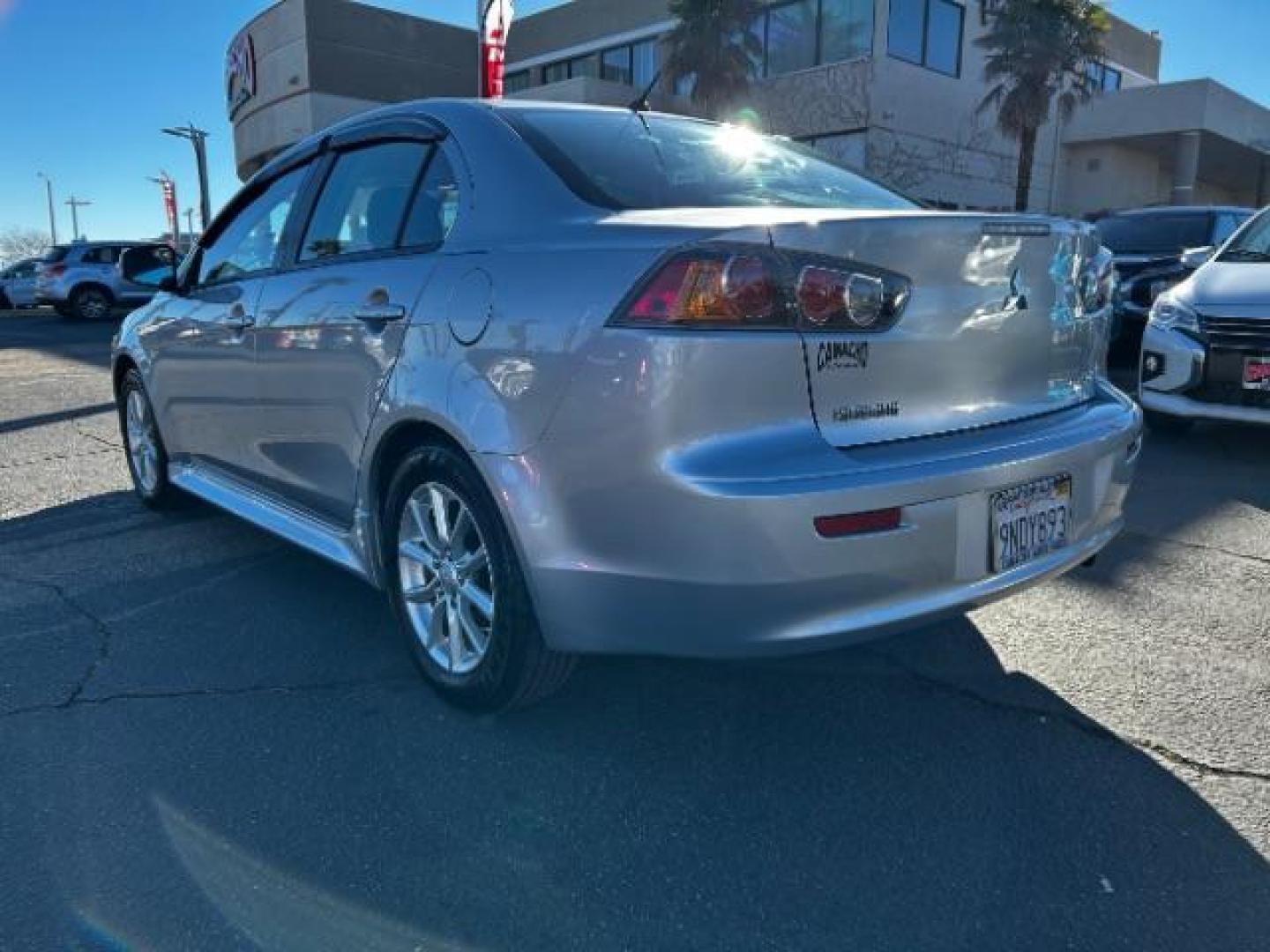 2015 Mitsubishi Lancer (JA32U2FU8FU) with an 4-Cyl 2.0 Liter engine, Automatic CVT transmission, located at 412 Auto Vista Drive, Palmdale, 93551, (661) 945-0620, 34.592636, -118.136681 - Photo#5