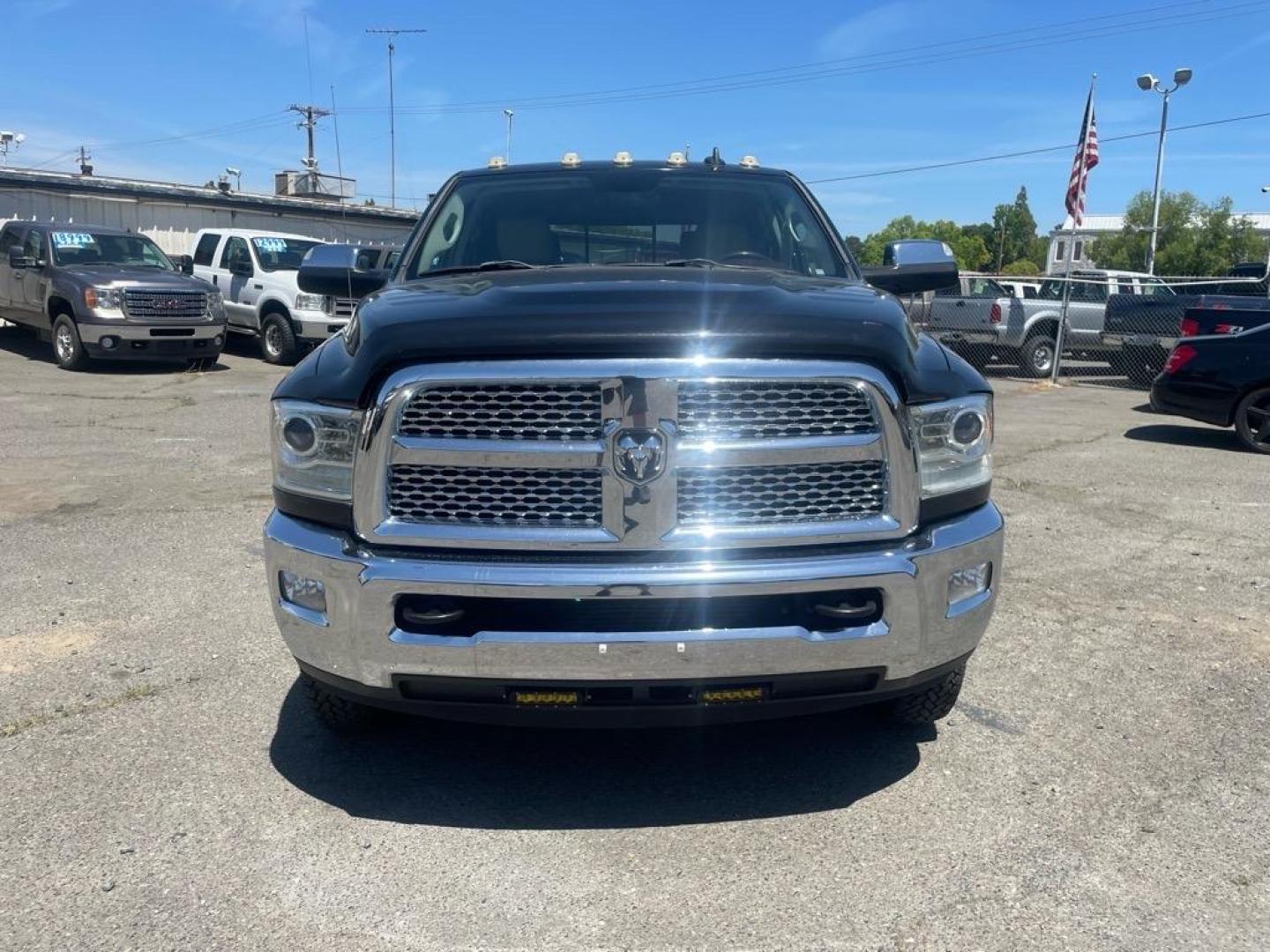 2015 Black Forest Green Pearl Coat/Bright Silver Metall RAM 3500 Laramie (3C63RRJL4FG) with an 6.7L Cummins 6.7L Diesel Turbo I6 350hp 660ft. lbs. Common Rail Direct Injection engine, Automatic transmission, located at 800 Riverside Ave, Roseville, CA, 95678, 916-773-4549 & Toll Free: 866-719-4393, 38.732265, -121.291039 - CUMMINS DIESEL CREW CAB DUALLY 4X4 LARAMIE - Photo#8
