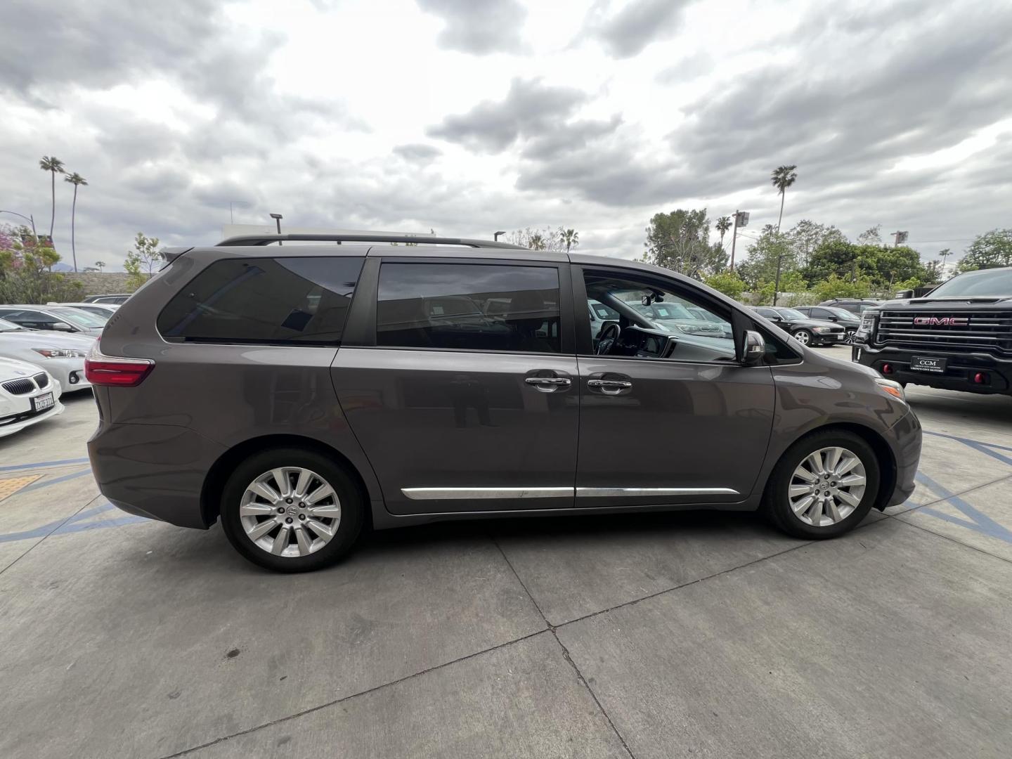 2015 Gray /gray Toyota Sienna XLE FWD 8-Passenger V6 (5TDYK3DC5FS) with an 3.5L V6 EFI DOHC 24V engine, 5-Speed Automatic transmission, located at 30 S. Berkeley Avenue, Pasadena, CA, 91107, (626) 248-7567, 34.145447, -118.109398 - Crown City Motors is a used “Buy Here Pay Here” car dealer in Pasadena CA. “Buy Here Pay Here” financing, means that when you purchase your vehicle from our dealership, that you make the payments to the dealership as well. We do not need the banks approval to get you approved for a used auto - Photo#7