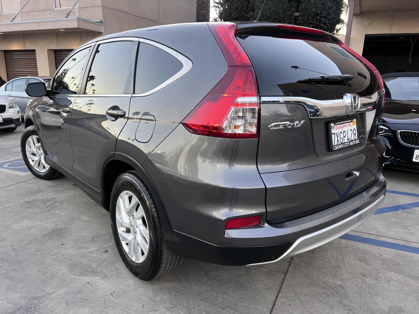 2016 Urban Titanium Metallic: /Gray Honda CR-V EX 2WD (3CZRM3H50GG) with an 2.4L L4 DOHC 16V engine, CVT transmission, located at 30 S. Berkeley Avenue, Pasadena, CA, 91107, (626) 248-7567, 34.145447, -118.109398 - 2016 Honda CR-V EX-L – Reliable, Stylish, and Affordable with Flexible Financing The 2016 Honda CR-V EX-L is the perfect blend of reliability, practicality, and comfort, making it an excellent choice for families, commuters, and adventurers alike. With its sleek design, fuel-efficient performan - Photo#1