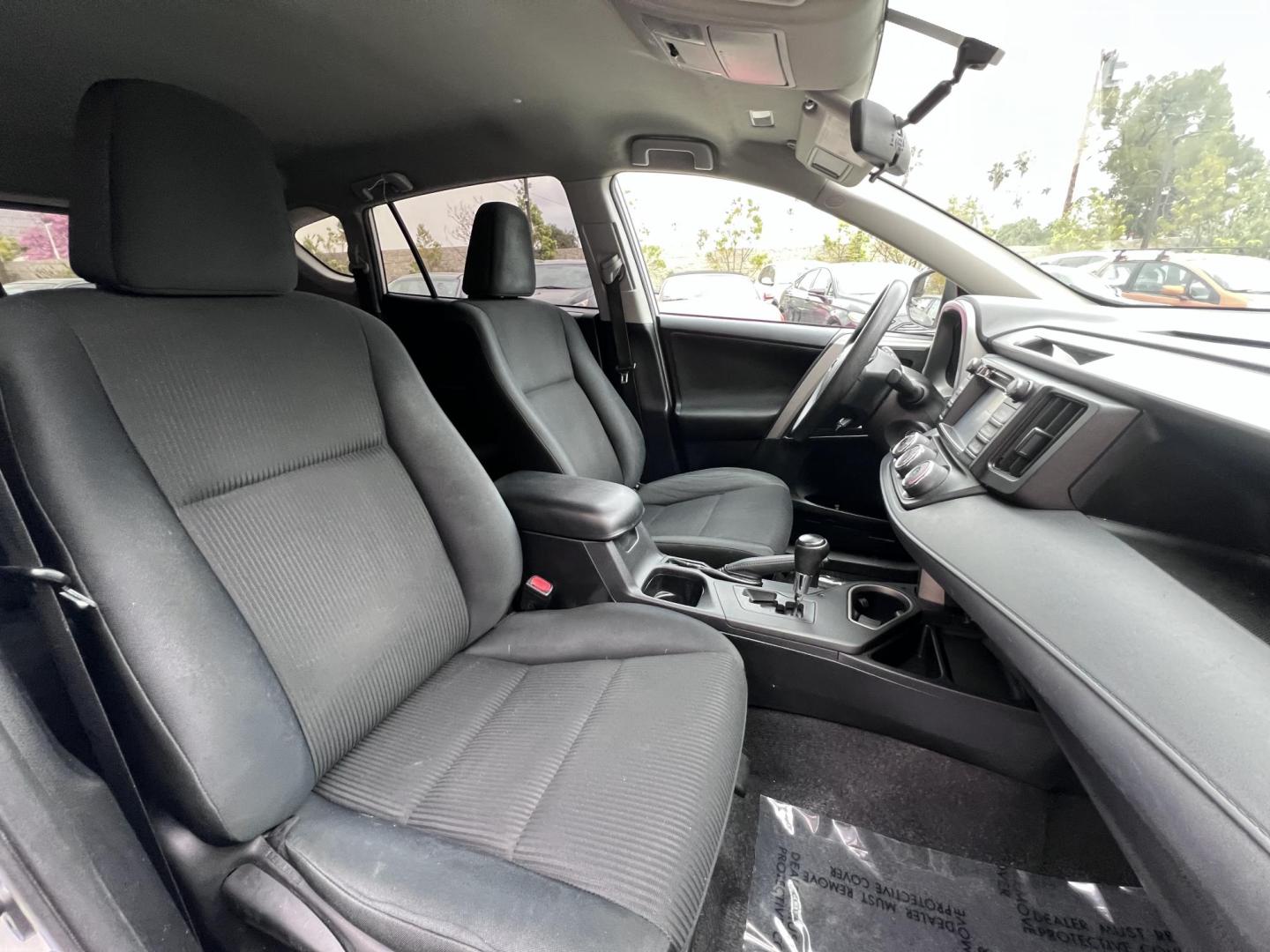2016 White /Black Toyota RAV4 LE FWD (2T3ZFREV2GW) with an 2.5L L4 DOHC 16V engine, 6A transmission, located at 30 S. Berkeley Avenue, Pasadena, CA, 91107, (626) 248-7567, 34.145447, -118.109398 - 2016 Toyota RAV4 LE FWD – Reliable Compact SUV at Crown City Motors Are you searching for a dependable, stylish, and affordable compact SUV? Look no further than the 2016 Toyota RAV4 LE FWD, available now at Crown City Motors, located at 30 S Berkeley Ave, Pasadena, CA 91107. This popular crossov - Photo#25