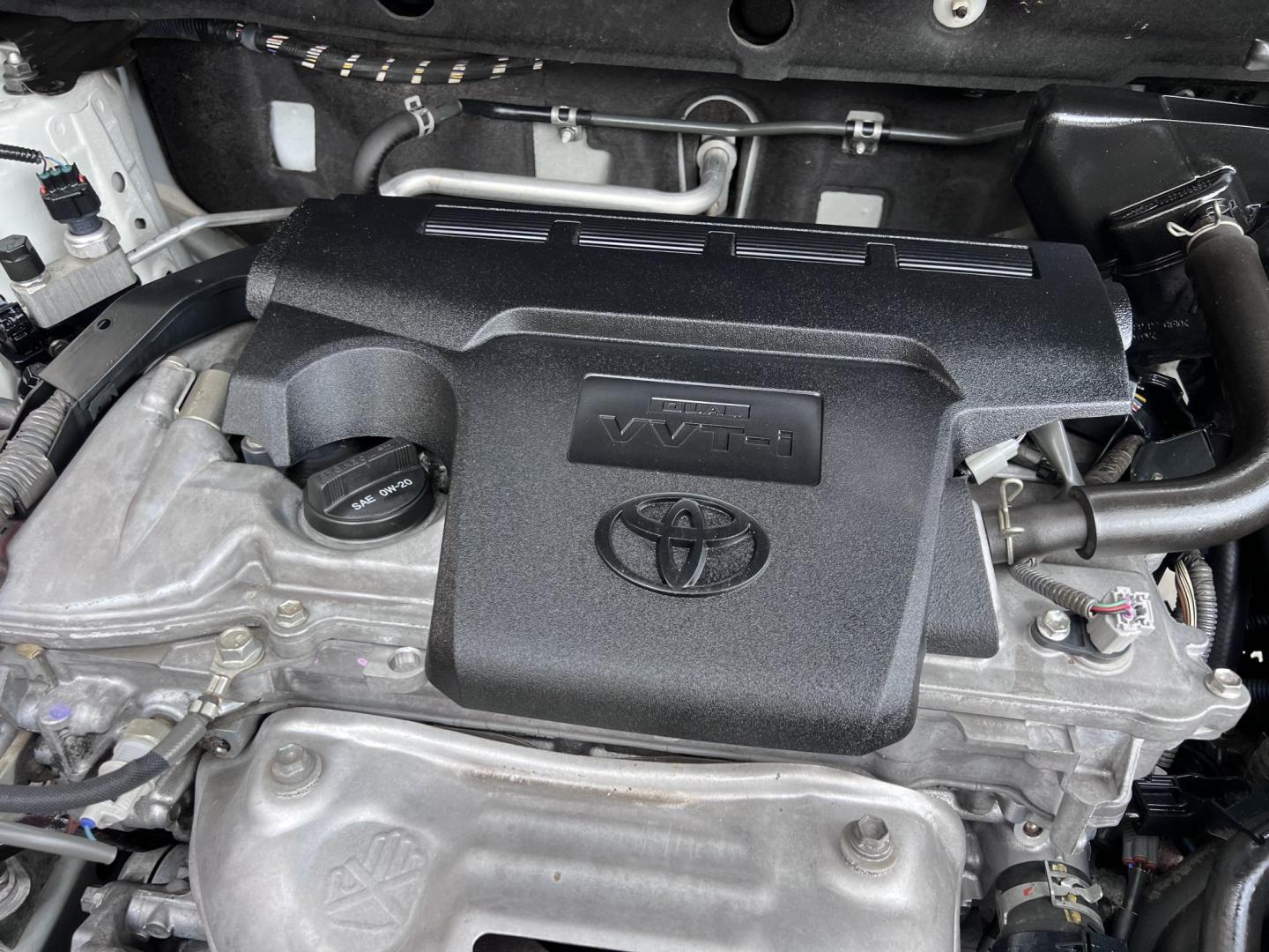 2016 White /Black Toyota RAV4 LE FWD (2T3ZFREV2GW) with an 2.5L L4 DOHC 16V engine, 6A transmission, located at 30 S. Berkeley Avenue, Pasadena, CA, 91107, (626) 248-7567, 34.145447, -118.109398 - 2016 Toyota RAV4 LE FWD – Reliable Compact SUV at Crown City Motors Are you searching for a dependable, stylish, and affordable compact SUV? Look no further than the 2016 Toyota RAV4 LE FWD, available now at Crown City Motors, located at 30 S Berkeley Ave, Pasadena, CA 91107. This popular crossov - Photo#36