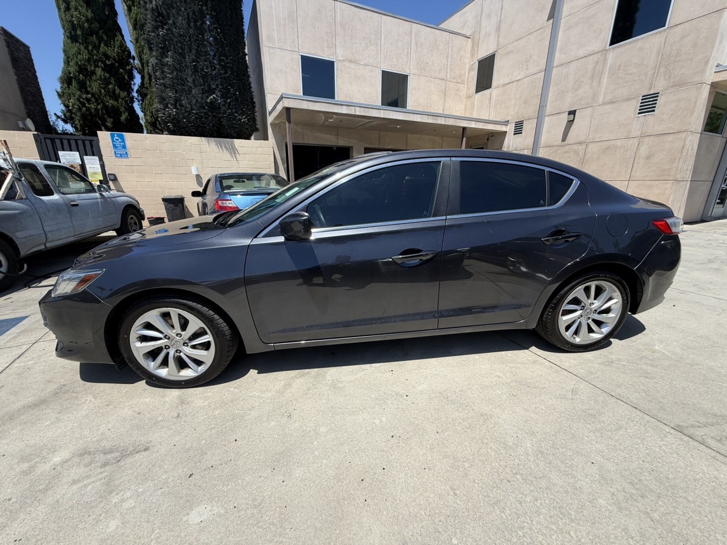 2016 Gray metallic /Black Acura ILX 8-Spd AT (19UDE2F37GA) with an 2.0L L4 16V DOHC engine, 8-Speed Automatic transmission, located at 30 S. Berkeley Avenue, Pasadena, CA, 91107, (626) 248-7567, 34.145447, -118.109398 - # 2016 Acura ILX For Sale in Pasadena, CA – Buy Here Pay Here Financing Available If you're looking for a dependable luxury sedan with excellent fuel economy, premium features, and flexible financing options, this 2016 Acura ILX is an outstanding choice. Available now at Crown City Motors in Pa- Photo#1