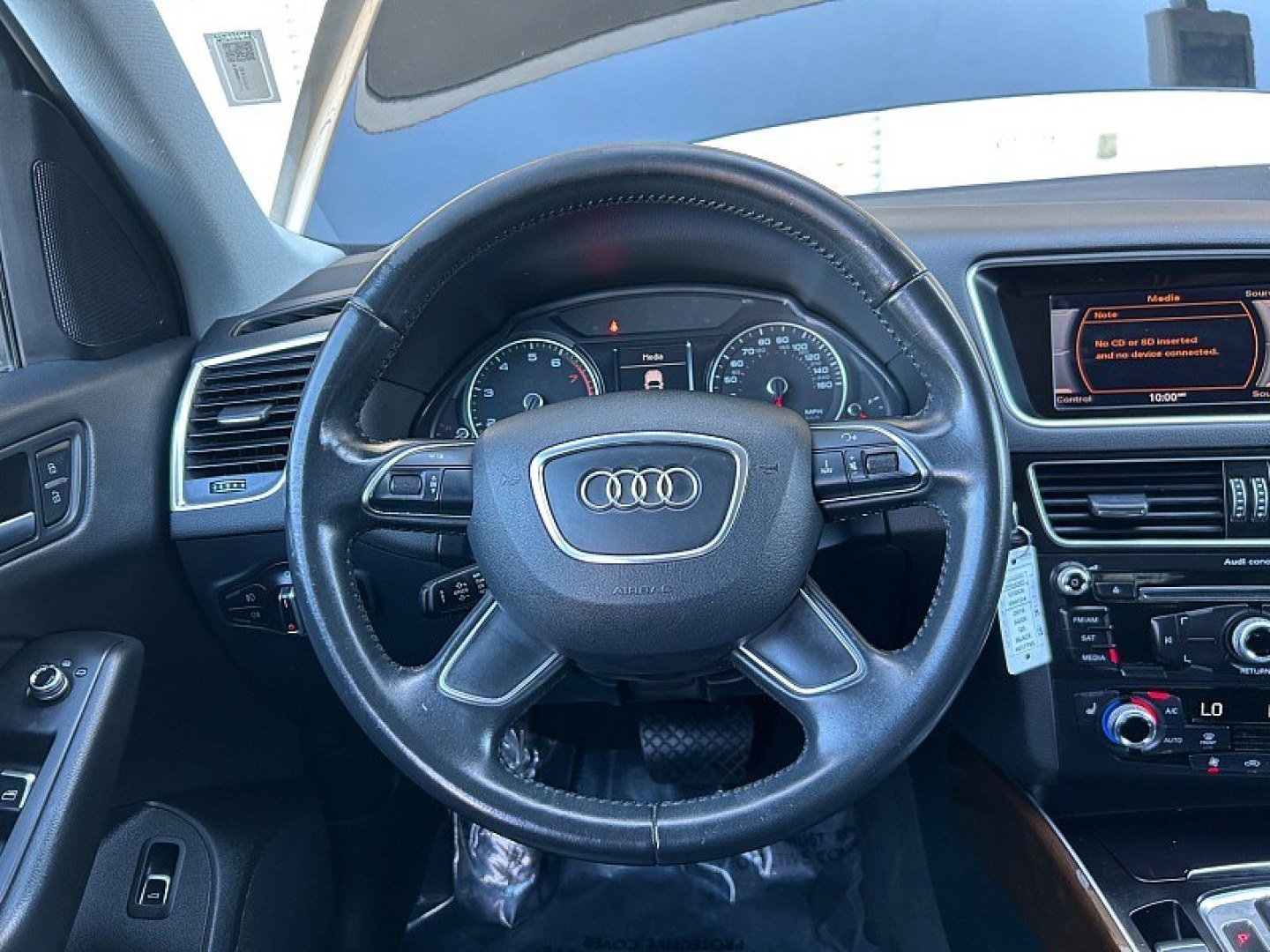 2016 BLACK Audi Q5 (WA1C2AFP2GA) with an 4-Cyl Turbo 2.0 Liter engine, Auto 8-Spd Tiptronic Spt transmission, located at 412 Auto Vista Drive, Palmdale, 93551, (661) 945-0620, 34.592636, -118.136681- Photo#10