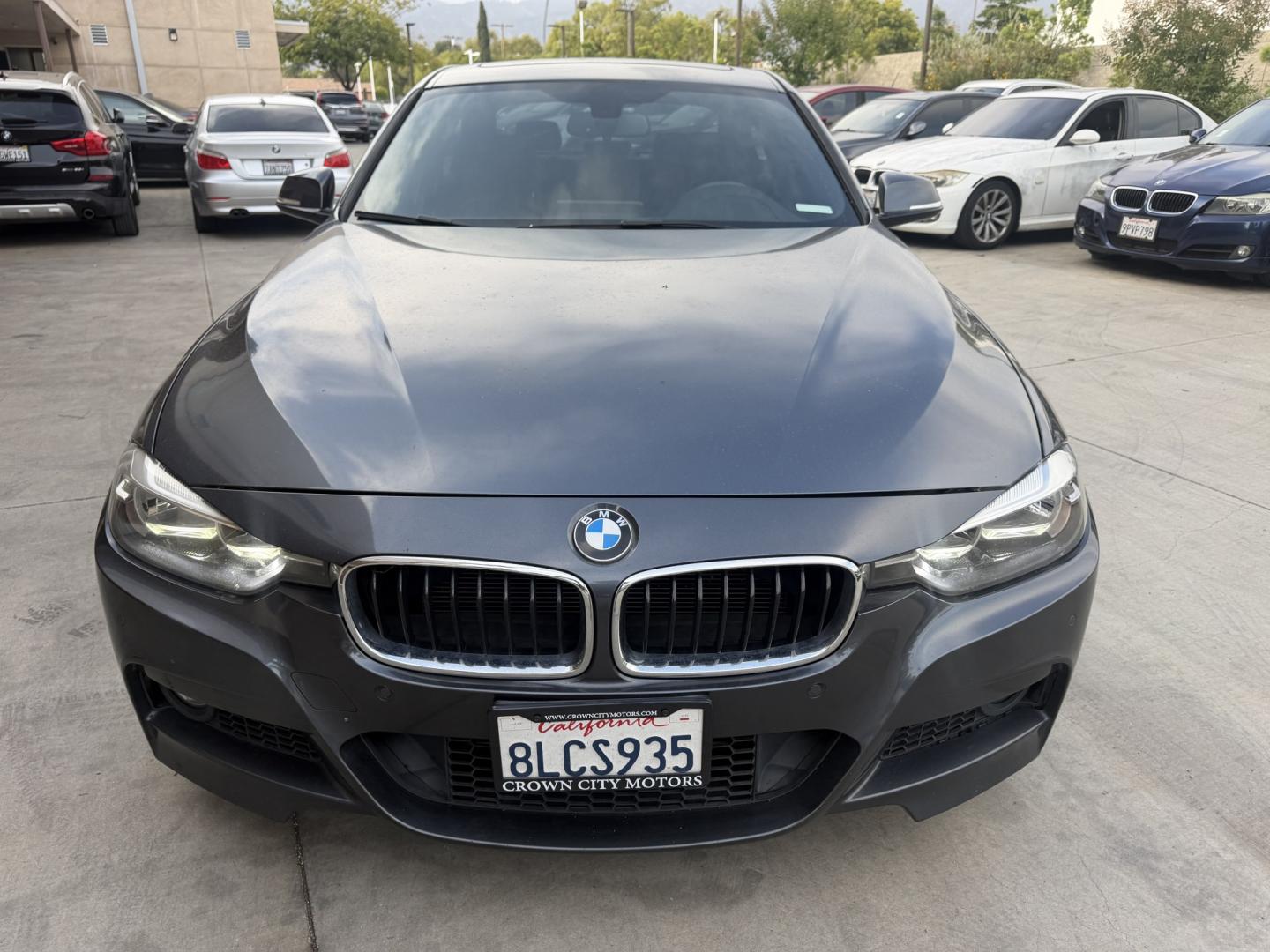 2016 BMW 3-Series 328i SULEV (WBA8E9G50GN) with an 2.0L L4 DOHC 16V engine, located at 30 S. Berkeley Avenue, Pasadena, CA, 91107, (626) 248-7567, 34.145447, -118.109398 - Photo#4