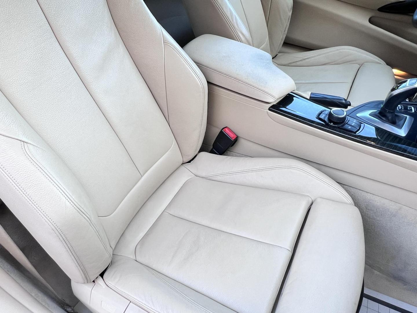 2016 Black /Tan BMW 4-Series 428i SULEV Coupe (WBA3N7C57GK) with an 2.0L L4 DOHC 16V engine, 8A transmission, located at 30 S. Berkeley Avenue, Pasadena, CA, 91107, (626) 248-7567, 34.145447, -118.109398 - At Crown City Motors, we understand that life can throw financial challenges your way. That’s why we proudly offer Buy Here Pay Here (BHPH) financing to help drivers in Pasadena and the greater Los Angeles area get into the vehicles they need — even when traditional lenders say no. One of the st - Photo#24