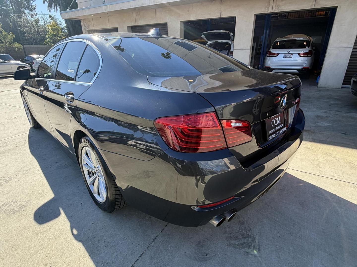 2016 BLACK /black BMW 5-Series 528i (WBA5A5C5XGG) with an 2.0L L4 DOHC 16V TURBO engine, 8A transmission, located at 30 S. Berkeley Avenue, Pasadena, CA, 91107, (626) 248-7567, 34.145447, -118.109398 - Crown City Motors is a used “Buy Here Pay Here” car dealer in Pasadena CA. “Buy Here Pay Here” financing, means that when you purchase your vehicle from our dealership, that you make the payments to the dealership as well. We do not need the banks approval to get you approved for a used auto- Photo#10