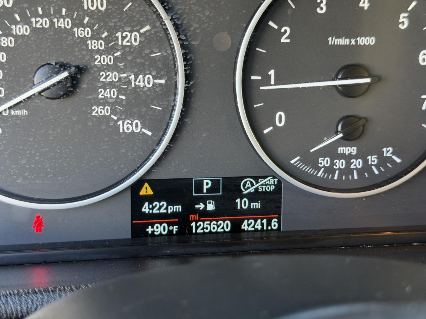 2016 RED /Tan BMW X3 xDrive28i (5UXWX9C50G0) with an 2.0L L4 DOHC 16V engine, 8-Speed Automatic transmission, located at 30 S. Berkeley Avenue, Pasadena, CA, 91107, (626) 248-7567, 34.145447, -118.109398 - Crown City Motors is a used “Buy Here Pay Here” car dealer in Pasadena CA. “Buy Here Pay Here” financing, means that when you purchase your vehicle from our dealership, that you make the payments to the dealership as well. We do not need the banks approval to get you approved for a used auto - Photo#25