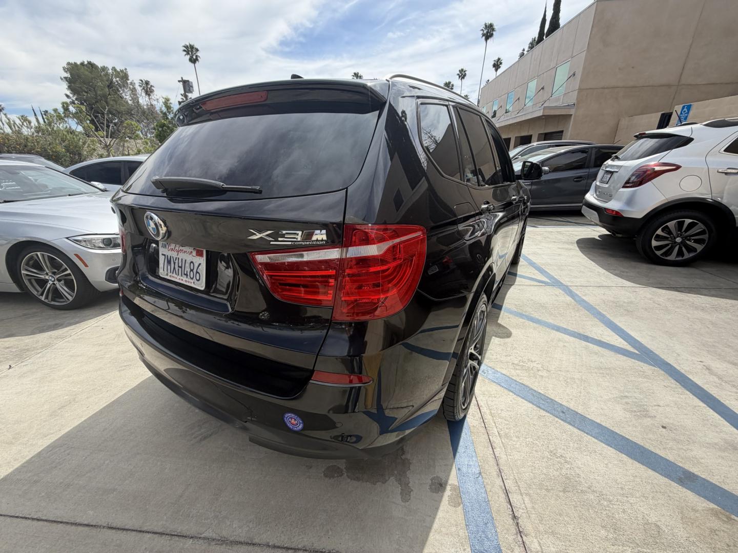 2016 Black /black BMW X3 xDrive28i (5UXWX9C53G0) with an 2.0L L4 DOHC 16V engine, 8-Speed Automatic transmission, located at 30 S. Berkeley Avenue, Pasadena, CA, 91107, (626) 248-7567, 34.145447, -118.109398 - Crown City Motors is a used “Buy Here Pay Here” car dealer in Pasadena CA. “Buy Here Pay Here” financing, means that when you purchase your vehicle from our dealership, that you make the payments to the dealership as well. We do not need the banks approval to get you approved for a used auto - Photo#14