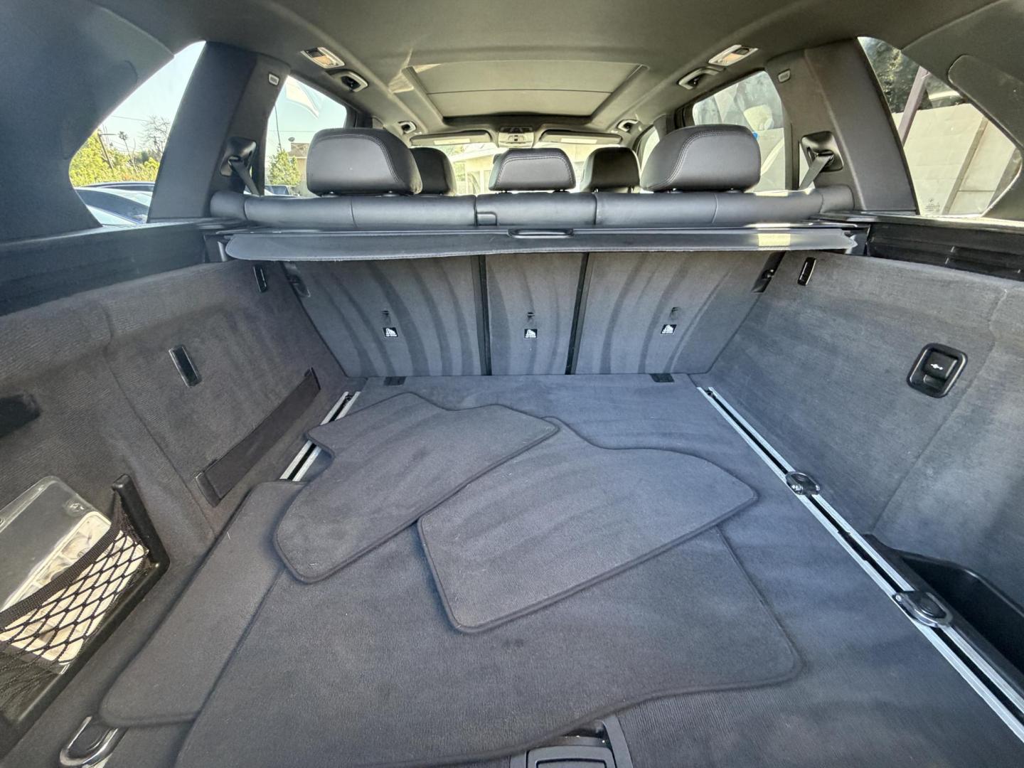 2016 Black /Black BMW X5 xDrive35i (5UXKR0C50G0) with an 3.0L L6 DOHC 24V engine, 8A transmission, located at 30 S. Berkeley Avenue, Pasadena, CA, 91107, (626) 248-7567, 34.145447, -118.109398 - Why the 2016 BMW X5 Stands Out The 2016 BMW X5 is a premium midsize SUV that delivers exceptional performance and luxury. With its black-on-black configuration, this X5 exudes elegance and power, making it perfect for any occasion. Whether you’re heading to work, chauffeuring the family, or embar - Photo#13