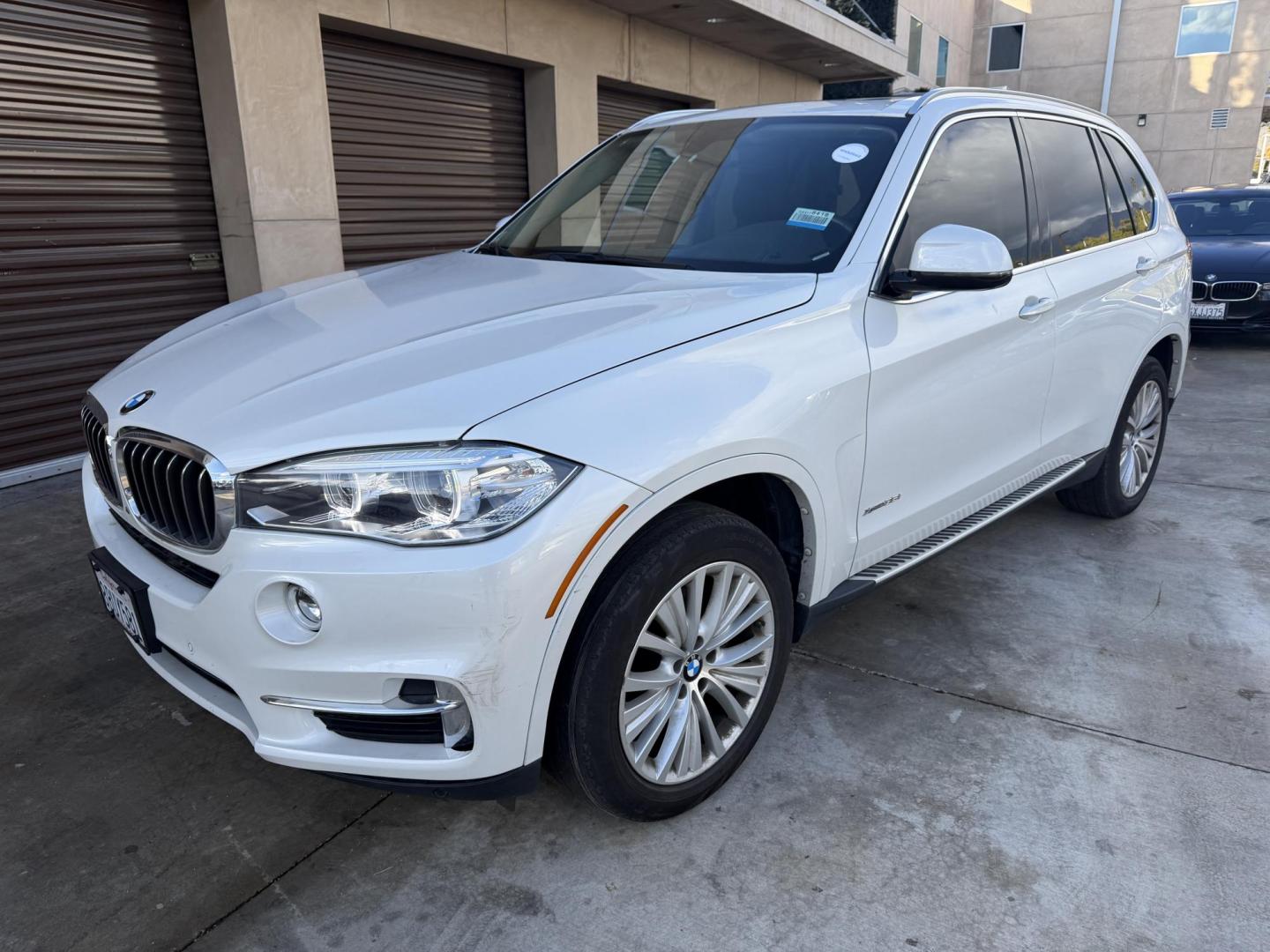 2016 Alpine White /Black BMW X5 xDrive35i (5UXKR0C59G0) with an 3.0L L6 DOHC 24V engine, 8A transmission, located at 30 S. Berkeley Avenue, Pasadena, CA, 91107, (626) 248-7567, 34.145447, -118.109398 - 2016 BMW X5 – White – VIN: 5UXKR0C59G0P24798 Luxury SUV with In-House Financing Available – Crown City Motors, Pasadena If you’re searching for a luxury SUV with bad credit financing, this white 2016 BMW X5 is a standout option. Available now at Crown City Motors in Pasadena, this prem - Photo#0