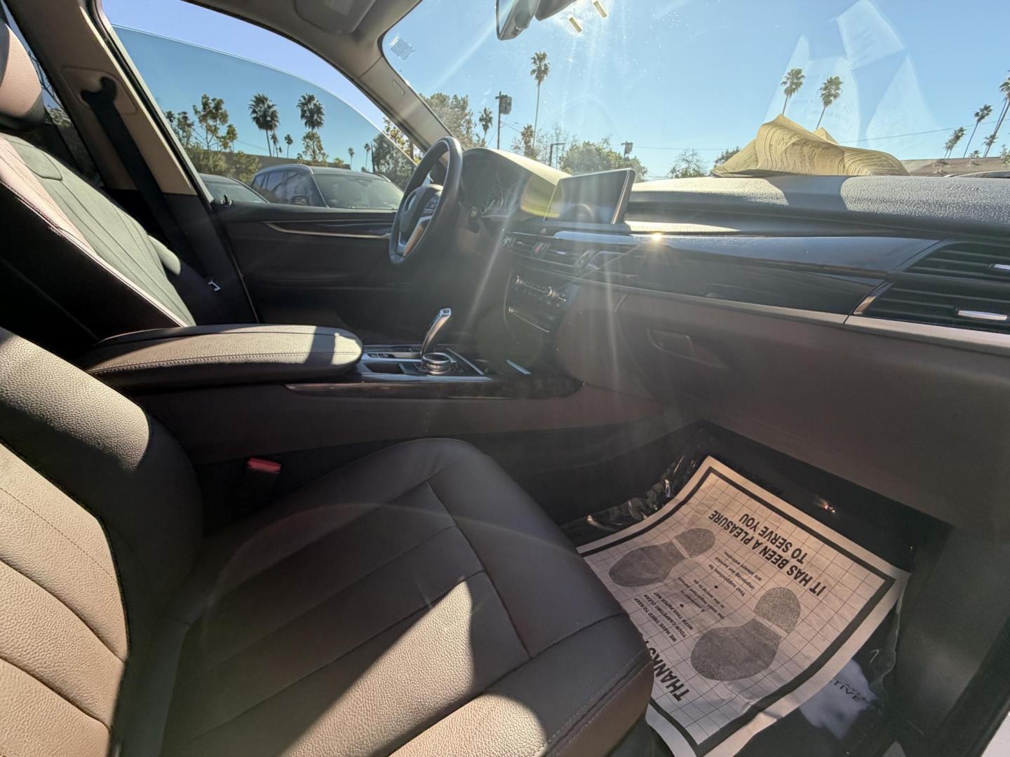 2016 Alpine White /Black BMW X5 xDrive35i (5UXKR0C59G0) with an 3.0L L6 DOHC 24V engine, 8A transmission, located at 30 S. Berkeley Avenue, Pasadena, CA, 91107, (626) 248-7567, 34.145447, -118.109398 - 2016 BMW X5 – White – VIN: 5UXKR0C59G0P24798 Luxury SUV with In-House Financing Available – Crown City Motors, Pasadena If you’re searching for a luxury SUV with bad credit financing, this white 2016 BMW X5 is a standout option. Available now at Crown City Motors in Pasadena, this prem - Photo#25