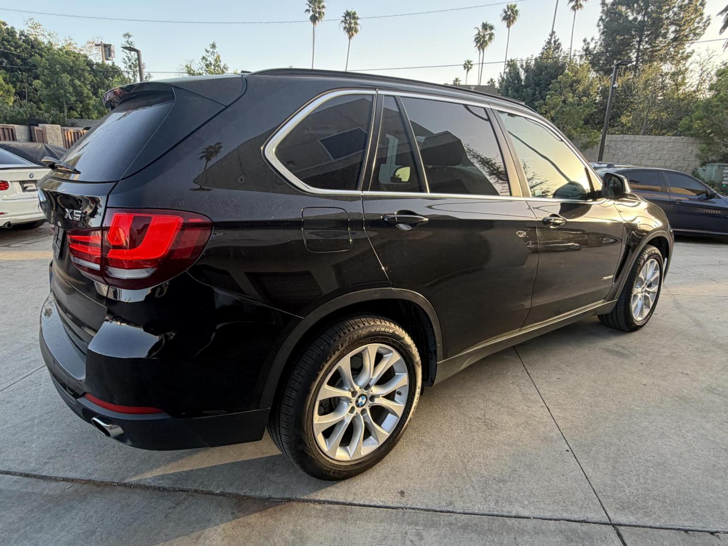 2016 Black /Black BMW X5 xDrive35i (5UXKR0C5XG0) with an 3.0L L6 DOHC 24V engine, 8A transmission, located at 30 S. Berkeley Avenue, Pasadena, CA, 91107, (626) 248-7567, 34.145447, -118.109398 - Black on Black BMW X5 with Buy Here Pay Here Financing – Pasadena CA VIN: 5UXKR0C5XG0S85790 Looking for a luxury SUV with bad credit financing? This black on black BMW X5 is available now at Crown City Motors in Pasadena, and we specialize in Buy Here Pay Here (BHPH) auto financing designed - Photo#3