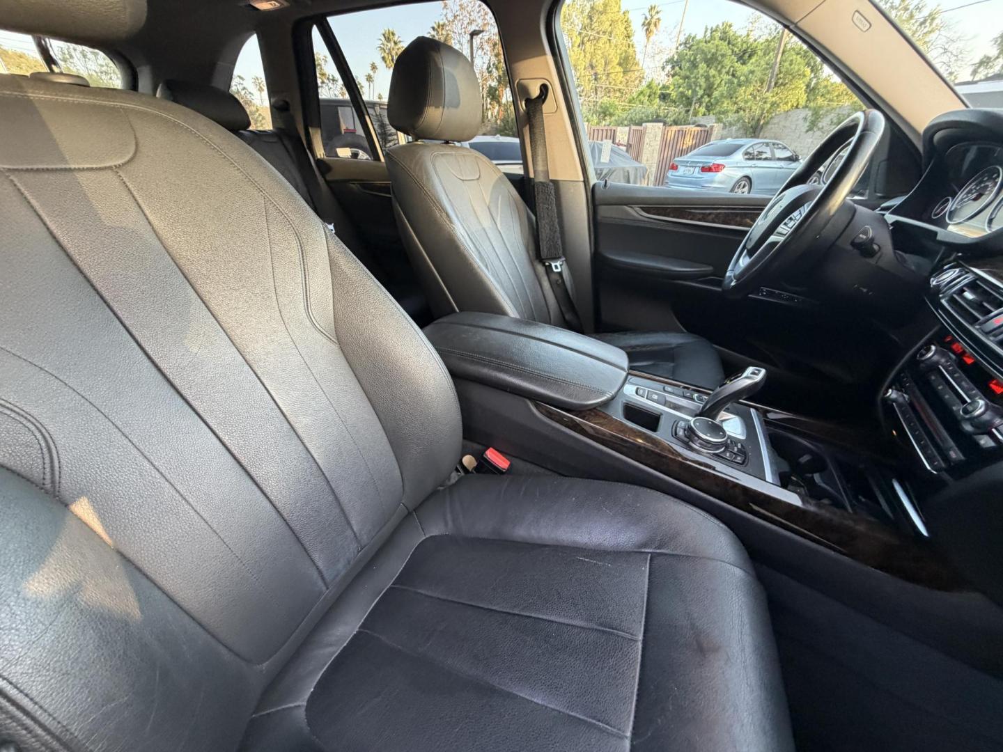 2016 Black /Black BMW X5 xDrive35i (5UXKR0C5XG0) with an 3.0L L6 DOHC 24V engine, 8A transmission, located at 30 S. Berkeley Avenue, Pasadena, CA, 91107, (626) 248-7567, 34.145447, -118.109398 - Black on Black BMW X5 with Buy Here Pay Here Financing – Pasadena CA VIN: 5UXKR0C5XG0S85790 Looking for a luxury SUV with bad credit financing? This black on black BMW X5 is available now at Crown City Motors in Pasadena, and we specialize in Buy Here Pay Here (BHPH) auto financing designed - Photo#11