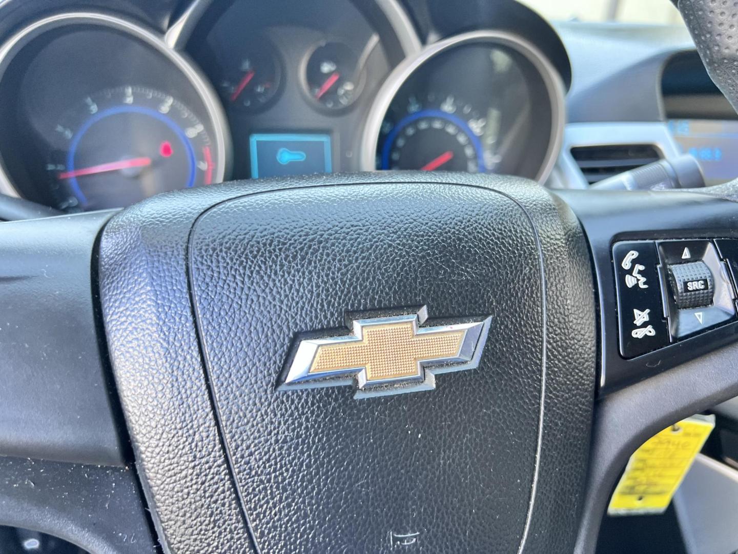 2016 BLUE /BLACK Chevrolet Cruze Limited LS Auto (1G1PC5SG6G7) with an 1.8L L4 DOHC 16V FFV engine, 6A transmission, located at 30 S. Berkeley Avenue, Pasadena, CA, 91107, (626) 248-7567, 34.145447, -118.109398 - 2016 Chevrolet Cruze – Buy Here Pay Here – $500 Down – Pasadena, CA If you’ve been searching for a reliable car with easy financing, your search ends here. This 2016 Chevrolet Cruze is available now at Crown City Motors in Pasadena, CA, with our signature Buy Here Pay Here financing. Whet - Photo#23