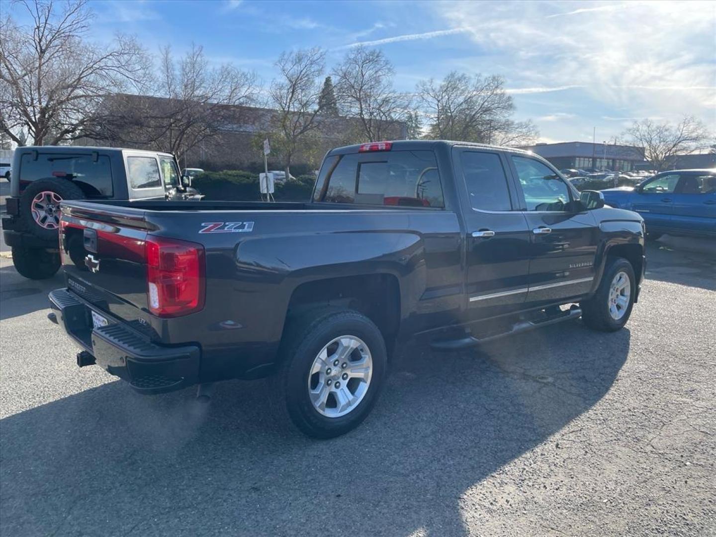 2016 Autumn Bronze Metallic Chevrolet Silverado 1500 LTZ Z71 (1GCVKSEC3GZ) with an 5.3L EcoTec3 5.3L V8 355hp 383ft. lbs. Direct Injection engine, 6-Speed Shiftable Automatic w/Overdrive transmission, located at 800 Riverside Ave, Roseville, CA, 95678, 916-773-4549 & Toll Free: 866-719-4393, 38.732265, -121.291039 - 4X4 Z-71 DOUBLE CAB LTZ CLEAN CARFAX - Photo#4