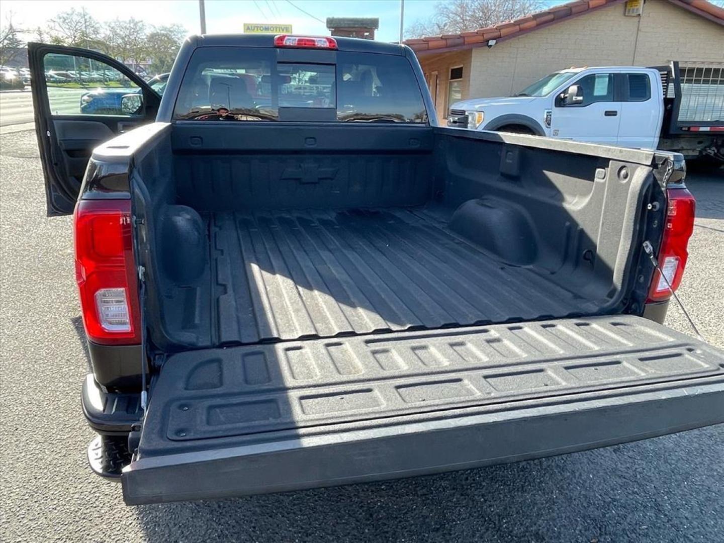 2016 Autumn Bronze Metallic Chevrolet Silverado 1500 LTZ Z71 (1GCVKSEC3GZ) with an 5.3L EcoTec3 5.3L V8 355hp 383ft. lbs. Direct Injection engine, 6-Speed Shiftable Automatic w/Overdrive transmission, located at 800 Riverside Ave, Roseville, CA, 95678, 916-773-4549 & Toll Free: 866-719-4393, 38.732265, -121.291039 - 4X4 Z-71 DOUBLE CAB LTZ CLEAN CARFAX - Photo#8
