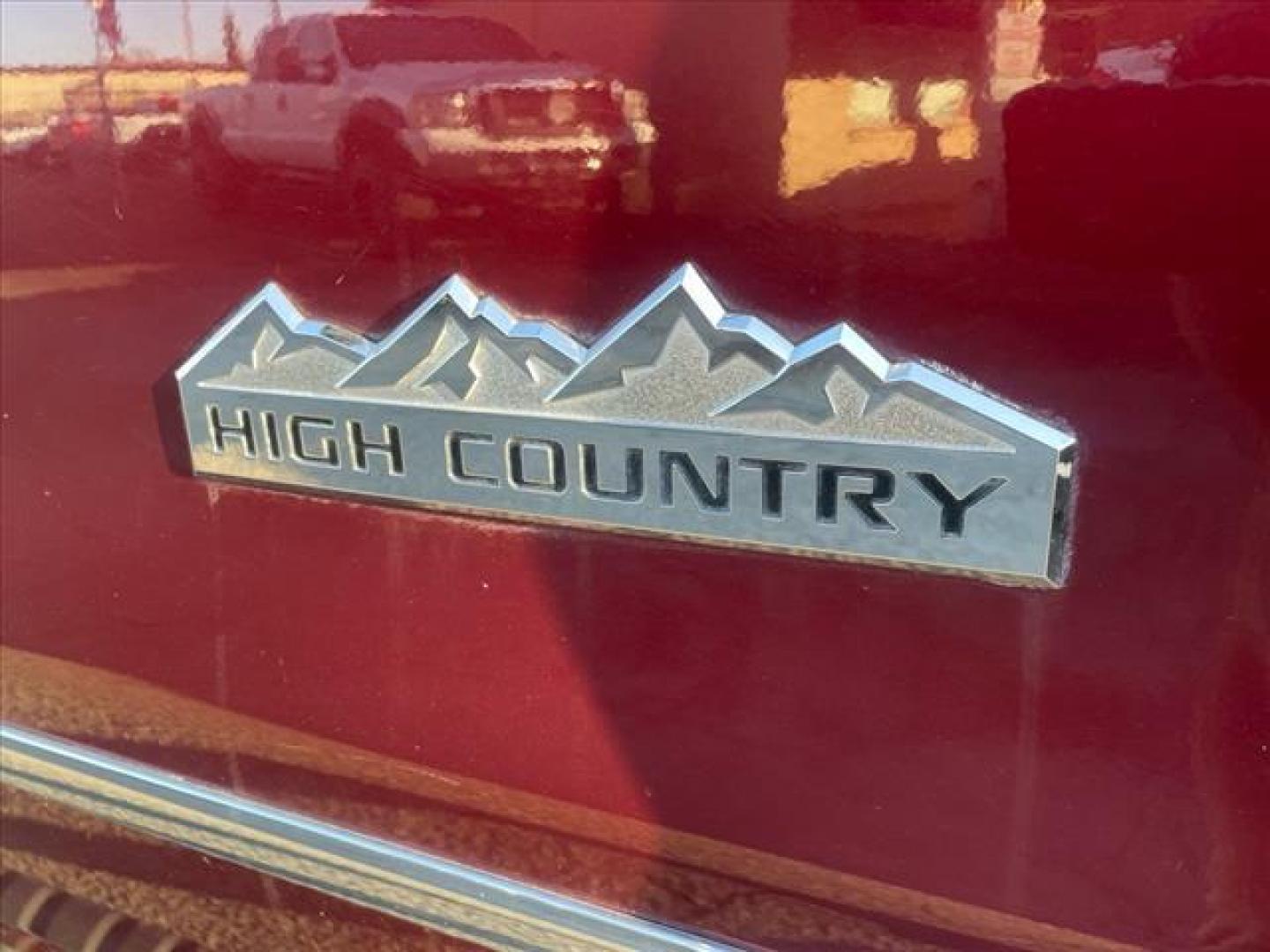 2016 Butte Red Metallic Chevrolet Silverado 2500HD High Country (1GC1KXE87GF) with an 6.6L Duramax 6.6L Diesel Turbo V8 397hp 765ft. lbs. Common Rail Direct Injection engine, Allison 1000 6-Speed Shiftable Automatic transmission, located at 800 Riverside Ave, Roseville, CA, 95678, 916-773-4549 & Toll Free: 866-719-4393, 38.732265, -121.291039 - DURAMAX DIESEL CREW CAB 4X4 HIGH COUNTY LIFTED ALLISON TRANSMISSION SERVICE RECORDS ON CLEAN CARFAX - Photo#3