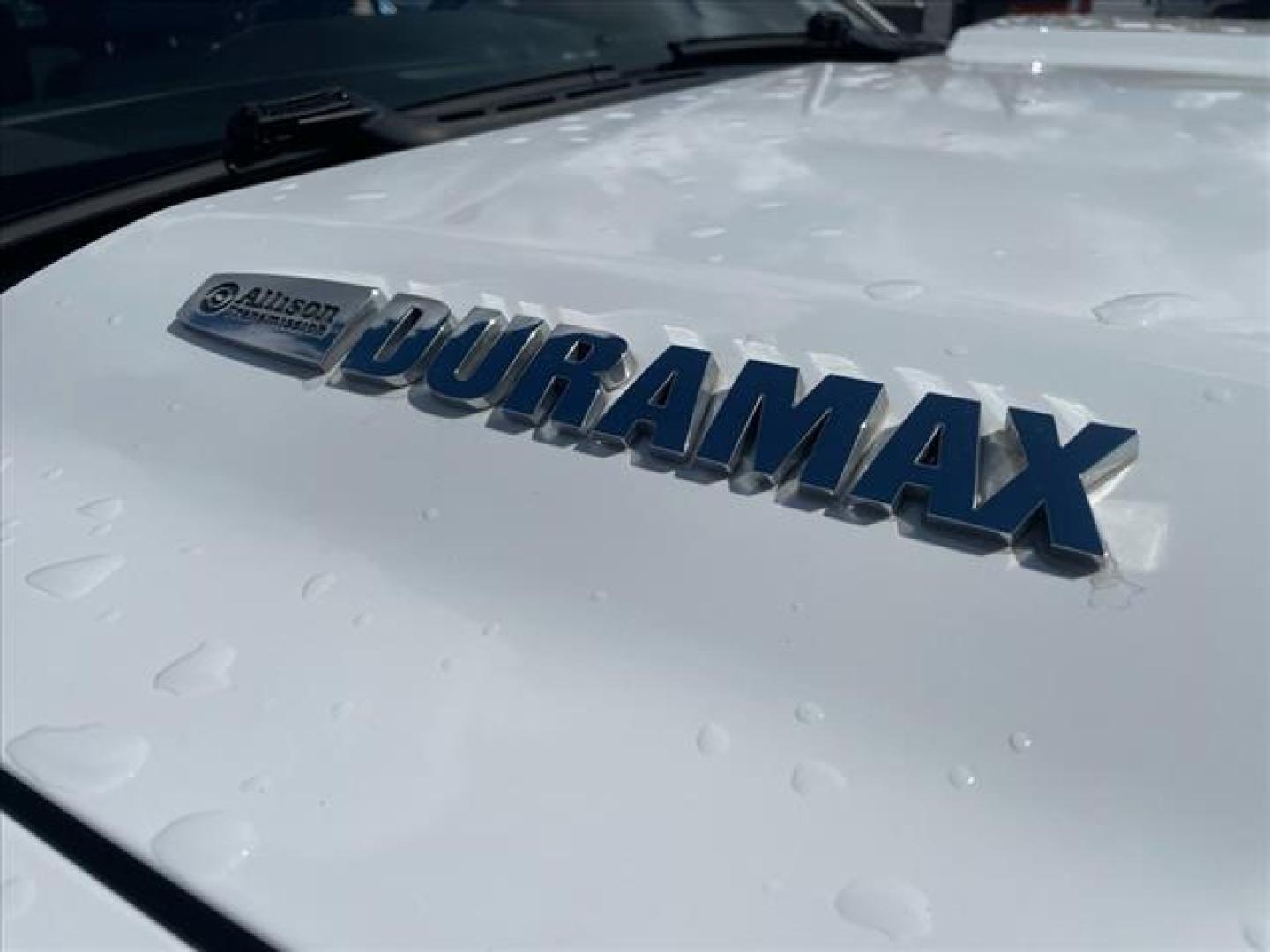 2016 Summit White Chevrolet Silverado 2500HD LTZ (1GC1KWE84GF) with an 6.6L Duramax 6.6L Diesel Turbo V8 397hp 765ft. lbs. Common Rail Direct Injection engine, Allison 1000 6-Speed Shiftable Automatic transmission, located at 800 Riverside Ave, Roseville, CA, 95678, 916-773-4549 & Toll Free: 866-719-4393, 38.732265, -121.291039 - DURAMAX DIESEL CREW CAB 4X4 Z71 LTZ SERVICE RECORDS ONE OWNER CLEAN CARFAX - Photo#15