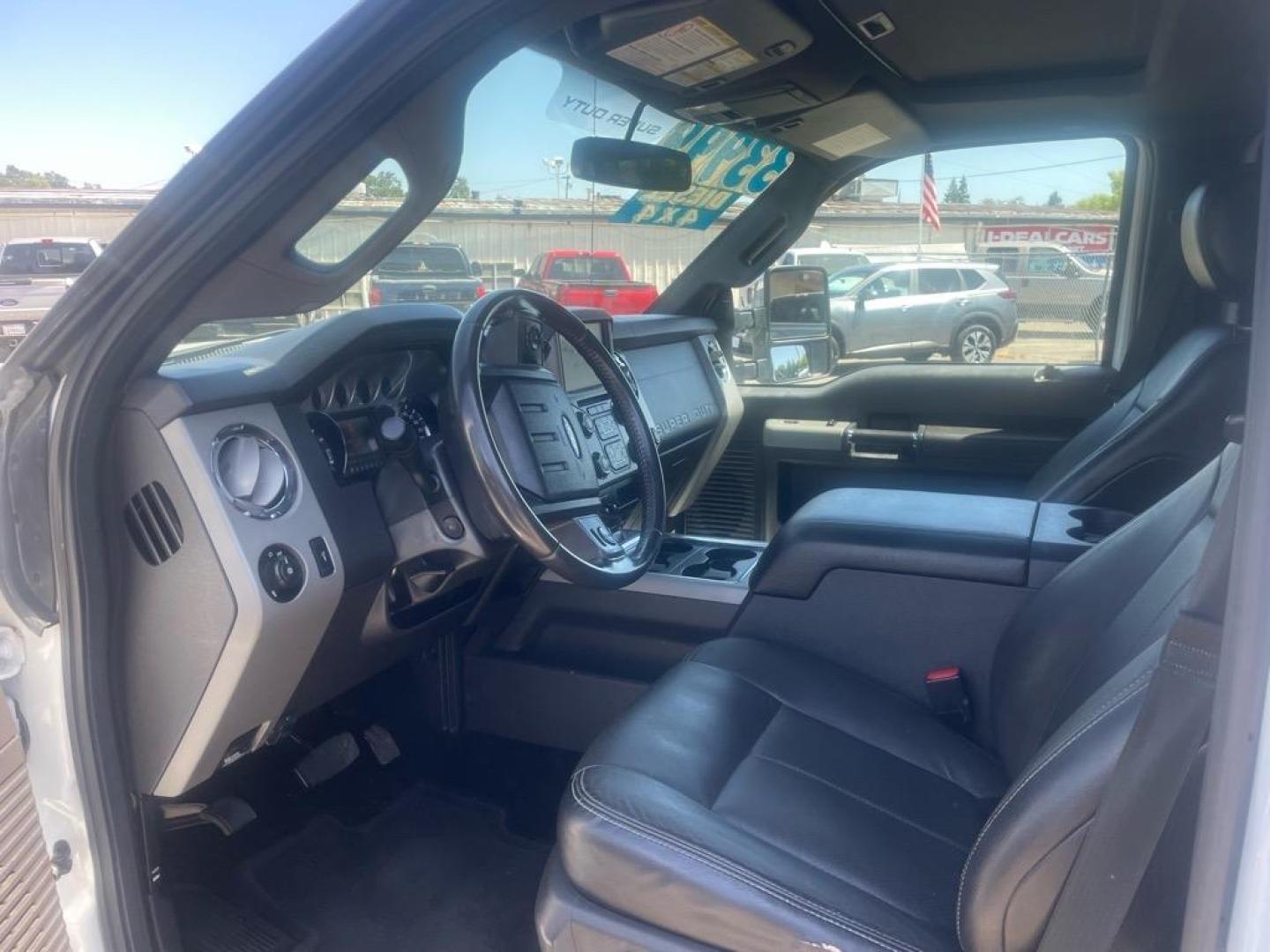 2016 Oxford White Ford F-250 Super Duty Lariat (1FT7W2BT4GE) with an 6.7L Power Stroke 6.7L Biodiesel Turbo V8 440hp 860ft. lbs. Common Rail Direct Injection engine, 6-Speed Shiftable Automatic transmission, located at 800 Riverside Ave, Roseville, CA, 95678, 916-773-4549 & Toll Free: 866-719-4393, 38.732265, -121.291039 - DIESEL CREW CAB 4X4 LARIAT MOON ROOF ONE OWNER SERVICE RECORDS ON CLEAN CARFAX - Photo#8