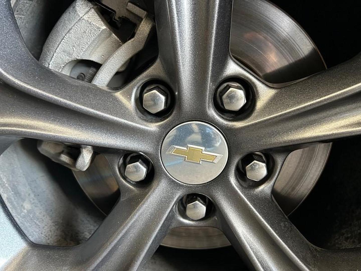 2016 SILVER Ford Fusion (3FA6P0H7XGR) with an 4-Cyl 2.5 Liter engine, Automatic transmission, located at 412 Auto Vista Drive, Palmdale, 93551, (661) 945-0620, 34.592636, -118.136681- Photo#23