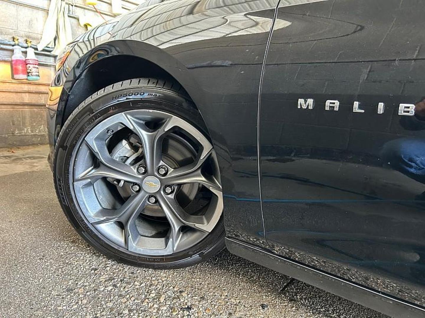 2016 SILVER Ford Fusion (3FA6P0H7XGR) with an 4-Cyl 2.5 Liter engine, Automatic transmission, located at 412 Auto Vista Drive, Palmdale, 93551, (661) 945-0620, 34.592636, -118.136681- Photo#24