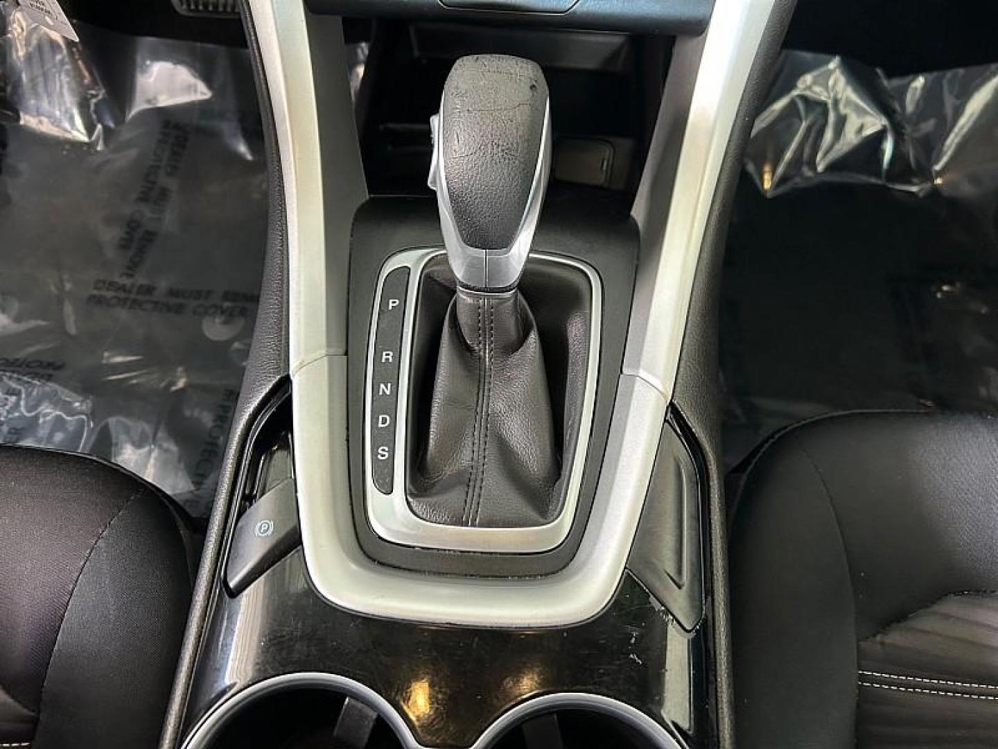 2016 SILVER Ford Fusion (3FA6P0H7XGR) with an 4-Cyl 2.5 Liter engine, Automatic transmission, located at 412 Auto Vista Drive, Palmdale, 93551, (661) 945-0620, 34.592636, -118.136681- Photo#50