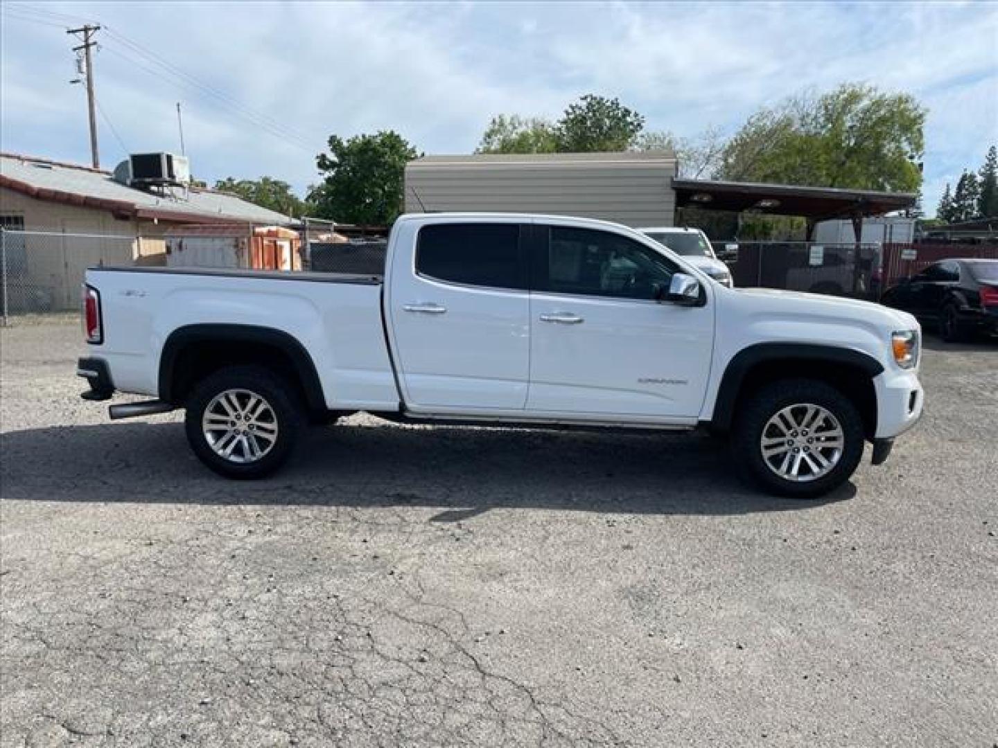 2016 Summit White GMC Canyon SLT (1GTP6DE17G1) with an 2.8L Duramax 2.8L Diesel Turbo I4 181hp 369ft. lbs. Common Rail Direct Injection engine, 6-Speed Shiftable Automatic transmission, located at 800 Riverside Ave, Roseville, CA, 95678, 916-773-4549 & Toll Free: 866-719-4393, 38.732265, -121.291039 - DURAMAX DIESEL CREW CAB 4X4 SLT - Photo#5