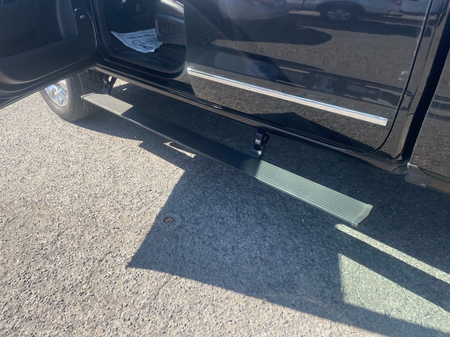2016 Onyx Black GMC Sierra 2500HD Denali (1GT12UE83GF) with an 6.6L Duramax 6.6L Diesel Turbo V8 397hp 765ft. lbs. Common Rail Direct Injection engine, Allison 1000 6-Speed Shiftable Automatic transmission, located at 800 Riverside Ave, Roseville, CA, 95678, 916-773-4549 & Toll Free: 866-719-4393, 38.732265, -121.291039 - DURAMAX DIESEL CREW CAB 4X4 DENALI CP3 FUEL PUMP CONVERSION- Photo#4