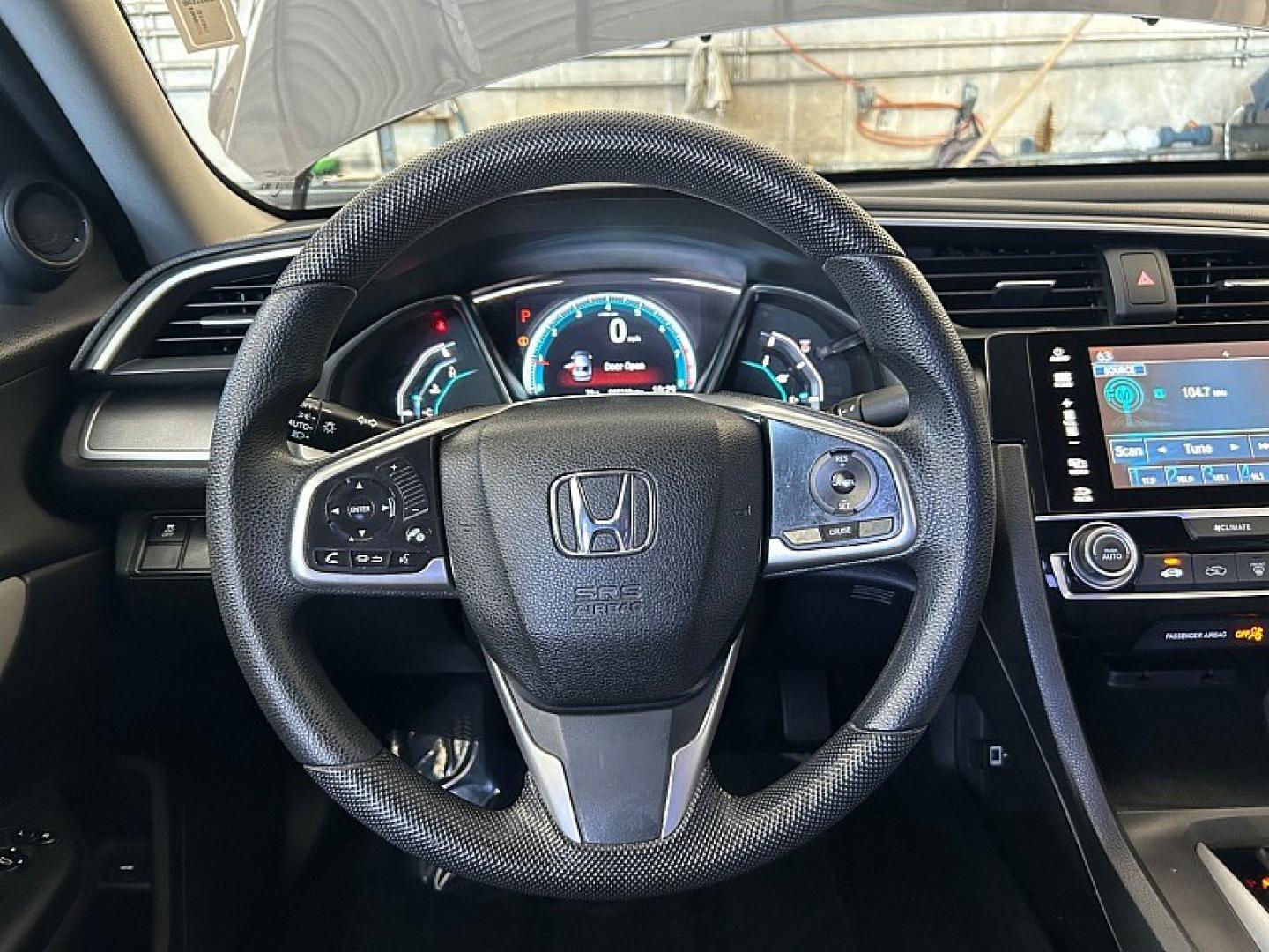2016 Gray Honda Civic Sedan (19XFC2F79GE) with an 4-Cyl i-VTEC 2.0 Liter engine, Automatic CVT transmission, located at 412 Auto Vista Drive, Palmdale, 93551, (661) 945-0620, 34.592636, -118.136681- Photo#20