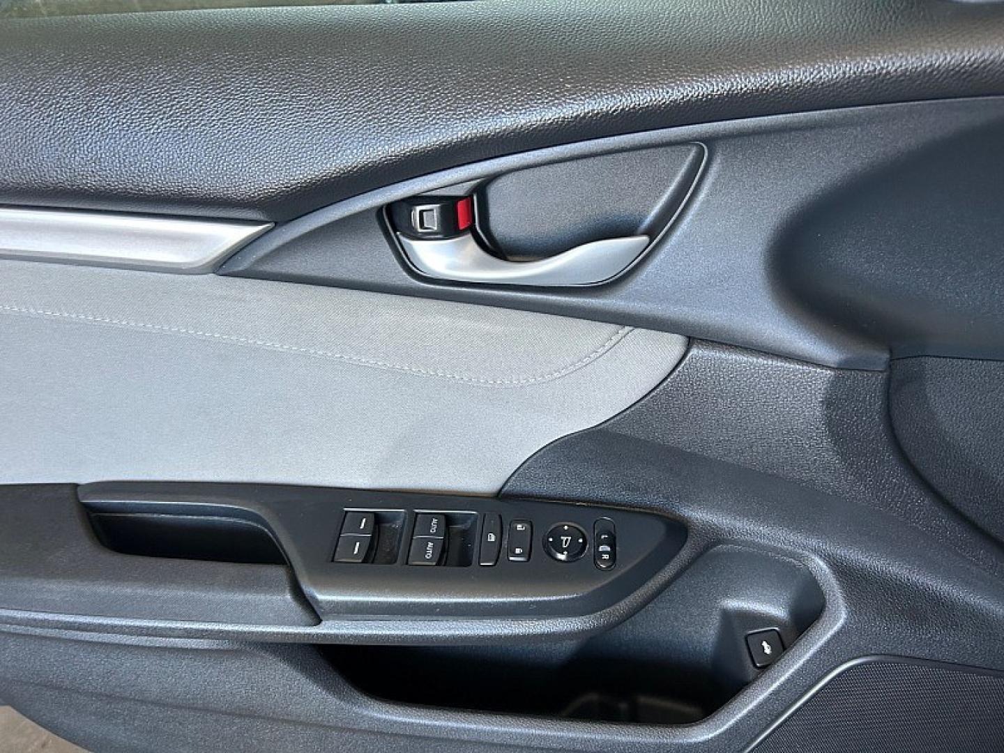 2016 Gray Honda Civic Sedan (19XFC2F79GE) with an 4-Cyl i-VTEC 2.0 Liter engine, Automatic CVT transmission, located at 412 Auto Vista Drive, Palmdale, 93551, (661) 945-0620, 34.592636, -118.136681- Photo#25