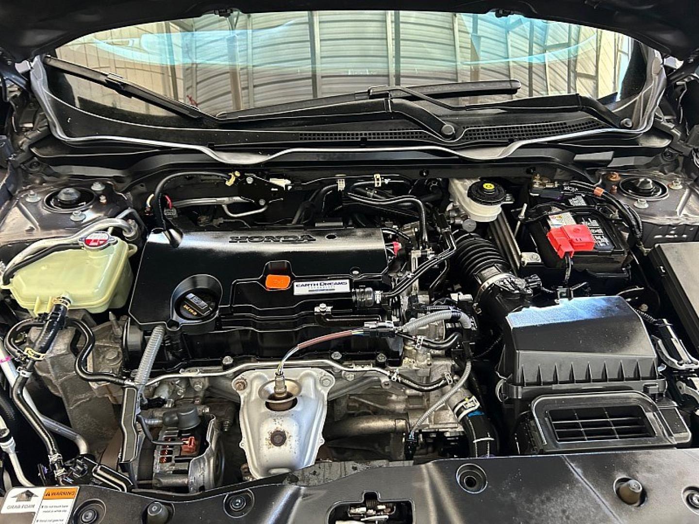 2016 Gray Honda Civic Sedan (19XFC2F79GE) with an 4-Cyl i-VTEC 2.0 Liter engine, Automatic CVT transmission, located at 412 Auto Vista Drive, Palmdale, 93551, (661) 945-0620, 34.592636, -118.136681- Photo#29