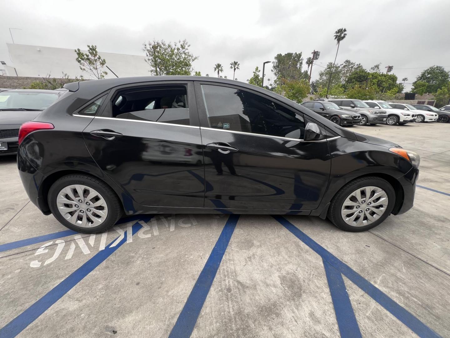 2016 Black Hyundai Elantra GT A/T (KMHD35LHXGU) with an 2.0L L4 16V DOHC engine, 6A transmission, located at 30 S. Berkeley Avenue, Pasadena, CA, 91107, (626) 248-7567, 34.145447, -118.109398 - Are you looking for a stylish and reliable used car, but have bad credit? Look no further than the 2016 Hyundai Elantra GT A/T! This popular car is available at our BHPH dealership in Pasadena, CA, and we offer bad credit auto loans to make it easy for you to get the car you need. The Elantra GT - Photo#6