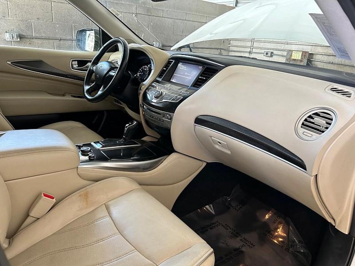 2016 WHITE INFINITI QX60 (5N1AL0MN8GC) with an V6 3.5 Liter engine, Auto CVT Manual Spt transmission, located at 412 Auto Vista Drive, Palmdale, 93551, (661) 945-0620, 34.592636, -118.136681 - Photo#23