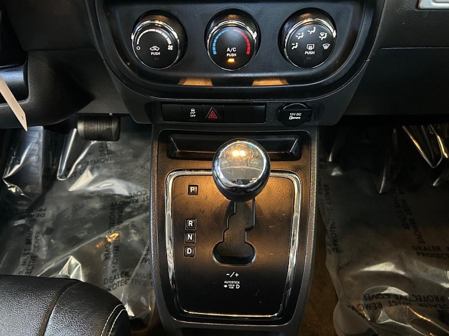 2016 Jeep Compass (1C4NJCBA5GD) with an 4-Cyl 2.0 Liter engine, located at 412 Auto Vista Drive, Palmdale, 93551, (661) 945-0620, 34.592636, -118.136681- Photo#20