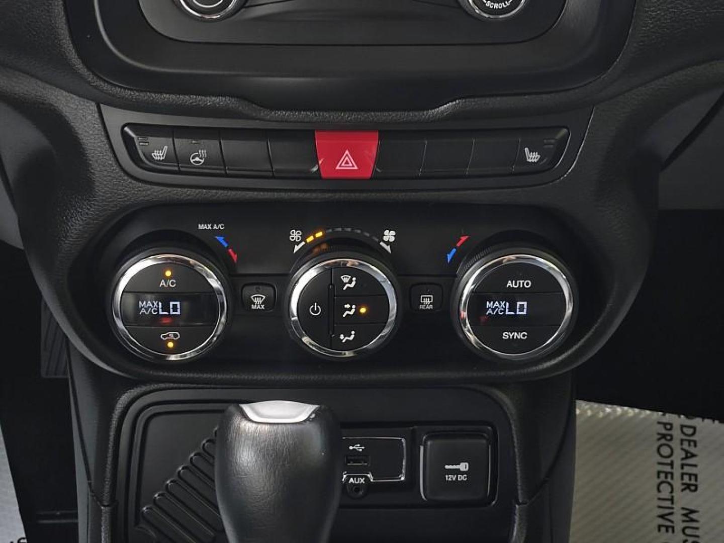2016 WHITE Jeep Renegade (ZACCJADTXGP) with an 4-Cyl MultiAir 2.4L engine, Automatic 9-Spd transmission, located at 246 E Walker St., Orland, 95963, (530) 865-5800, 39.747589, -122.178398 - Photo#24