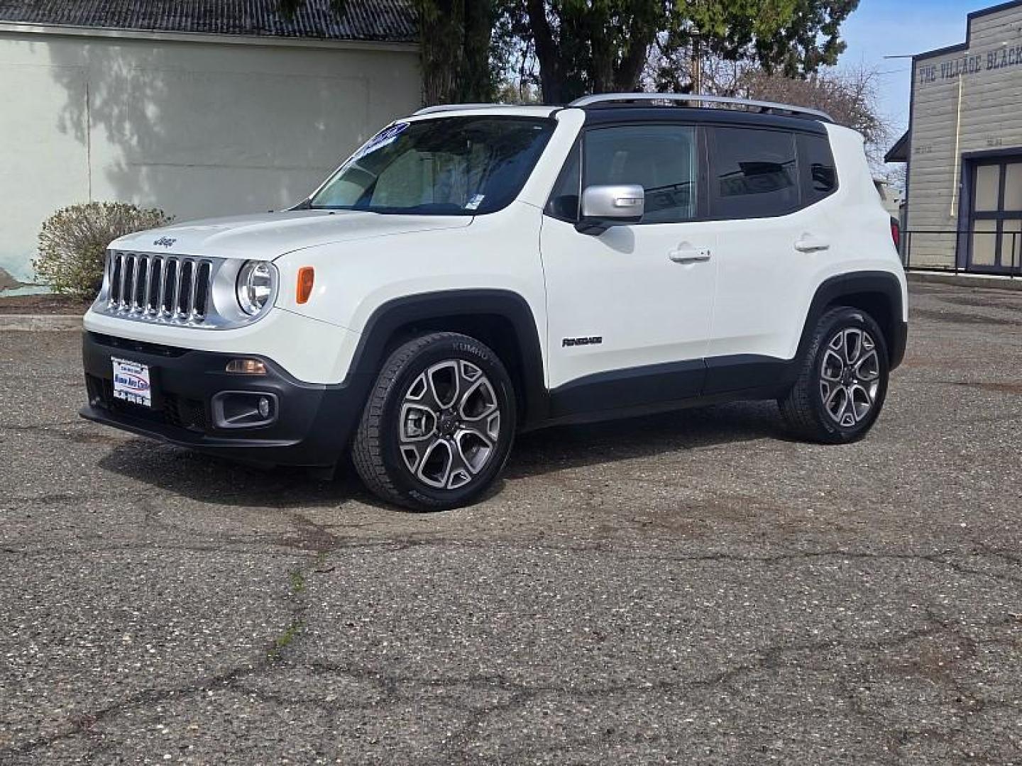 2016 WHITE Jeep Renegade (ZACCJADTXGP) with an 4-Cyl MultiAir 2.4L engine, Automatic 9-Spd transmission, located at 246 E Walker St., Orland, 95963, (530) 865-5800, 39.747589, -122.178398 - Photo#3