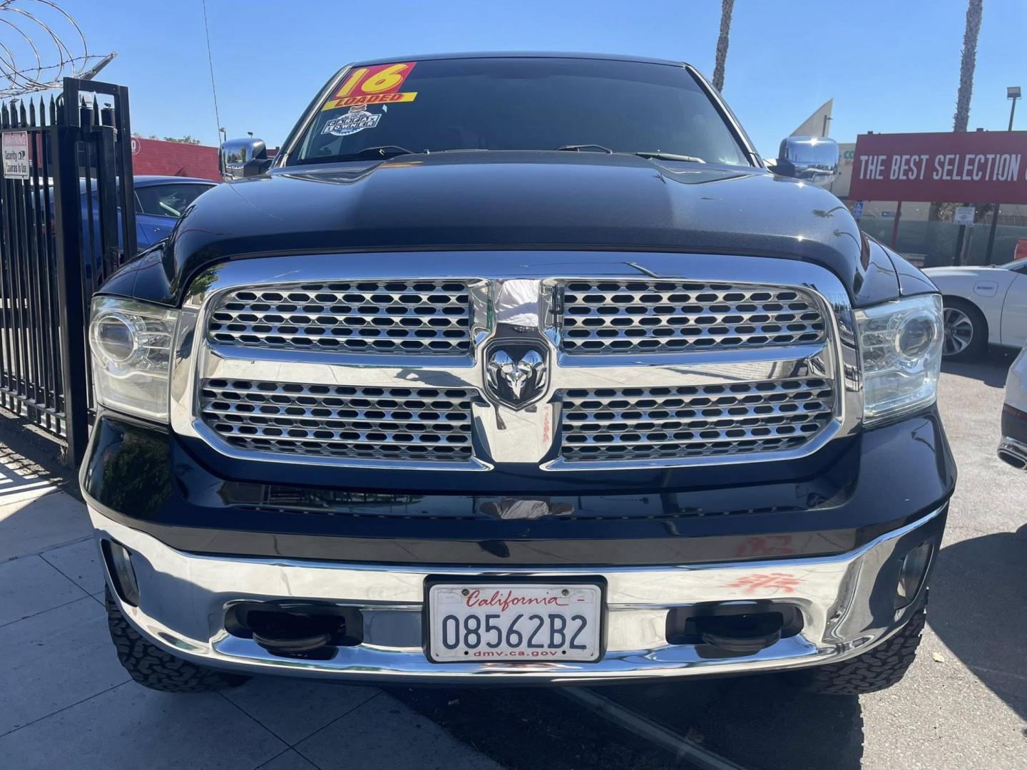 2016 RAM 1500 Laramie Crew Cab SWB 4WD (1C6RR7NT8GS) with an 5.7L V8 OHV 16V engine, 6A transmission, located at 744 E Miner Ave, Stockton, CA, 95202, (209) 944-5770, 37.956863, -121.282082 - PLUS TAXES AND FEES - Photo#2