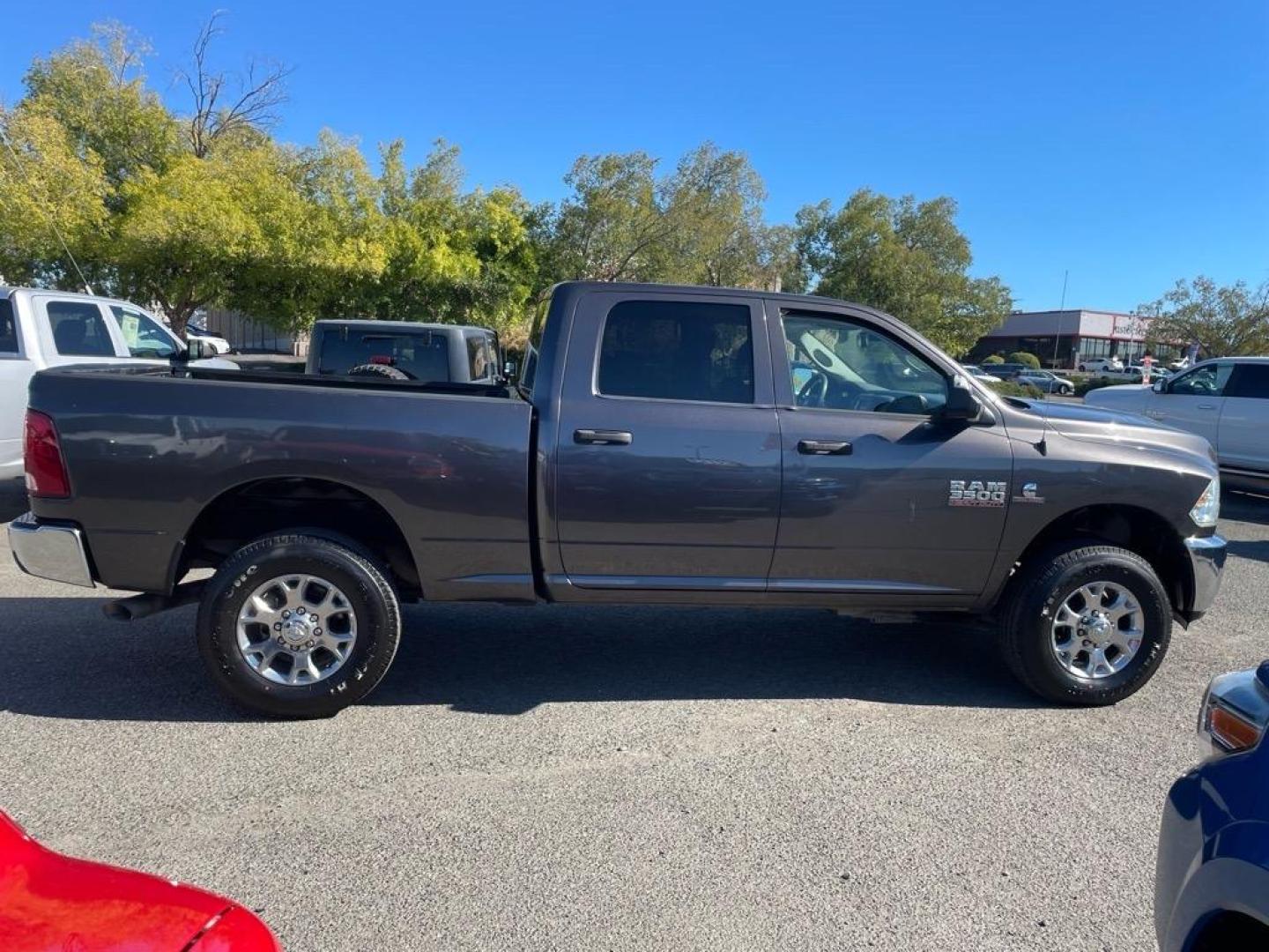 2016 Granite Crystal Metallic Clear Coat RAM 3500 Tradesman (3C63R3CL6GG) with an 6.7L Cummins 6.7L Diesel Turbo I6 350hp 660ft. lbs. Common Rail Direct Injection engine, Automatic transmission, located at 800 Riverside Ave, Roseville, CA, 95678, 916-773-4549 & Toll Free: 866-719-4393, 38.732265, -121.291039 - CUMMINS DIESEL CREW CAB 4X4 TRADESMAN NEW TIRES ONE OWNER CLEAN CARFAX - Photo#5
